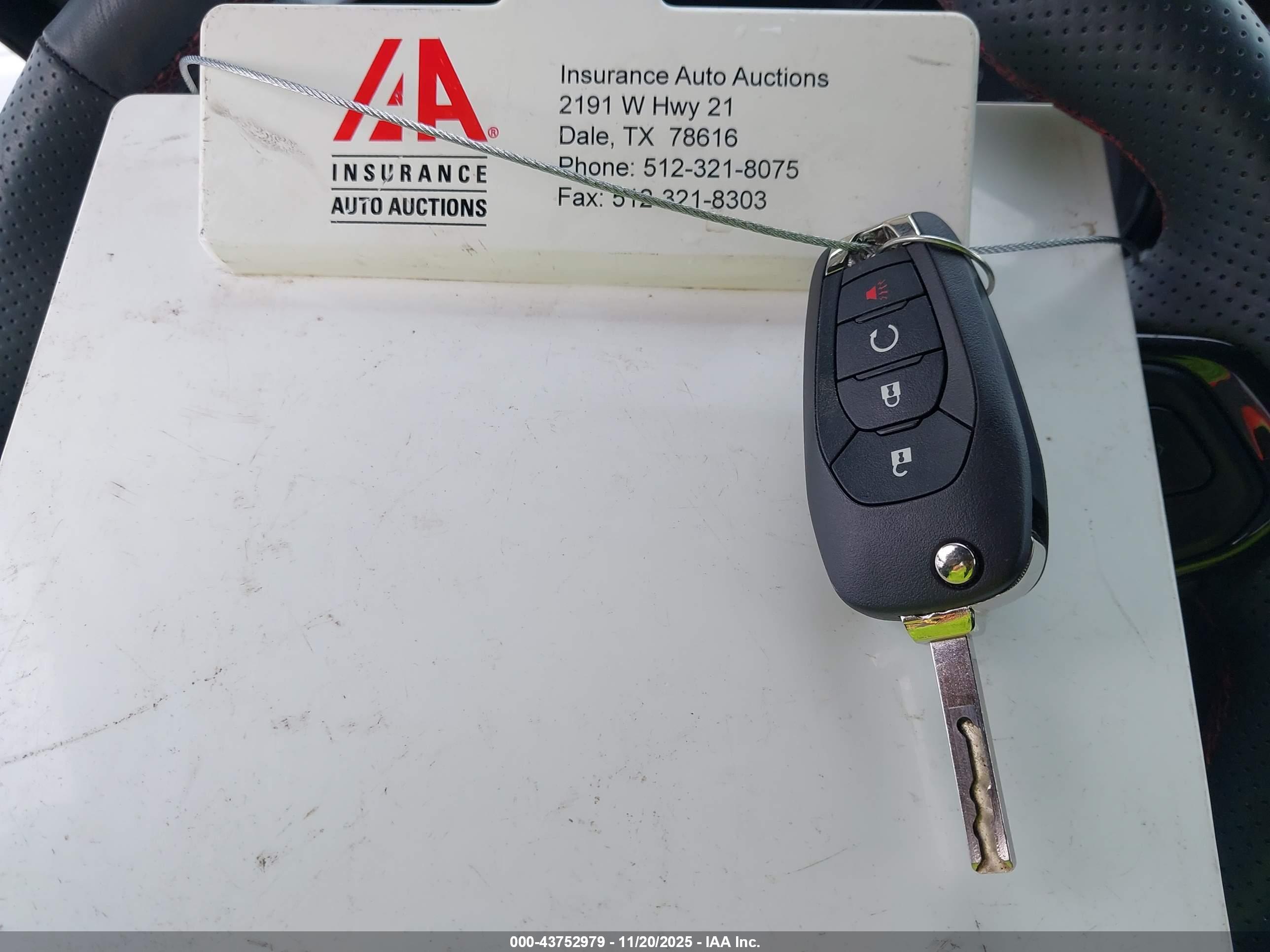 CHEVROLET TRAX image 11