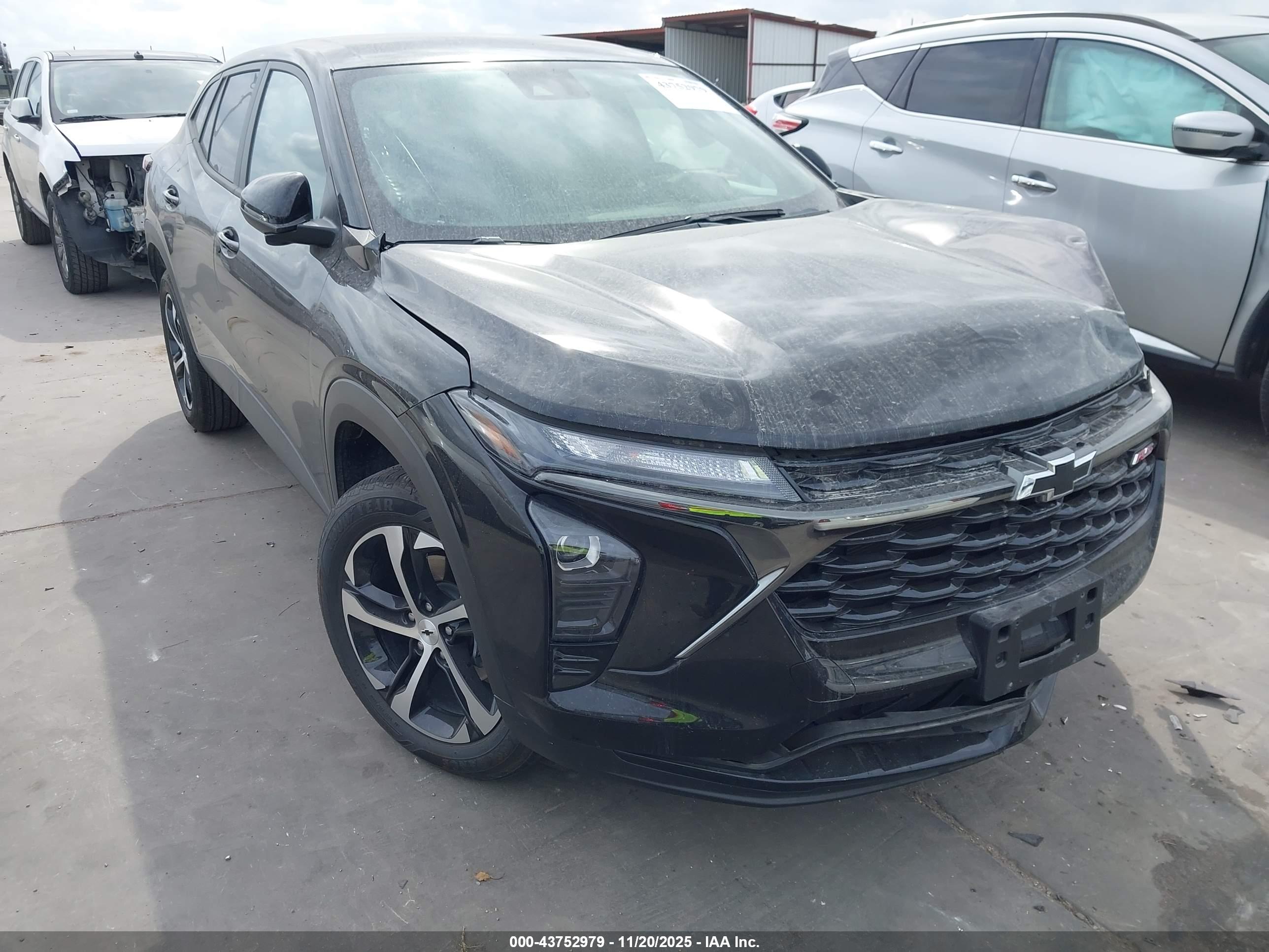 CHEVROLET TRAX image 6