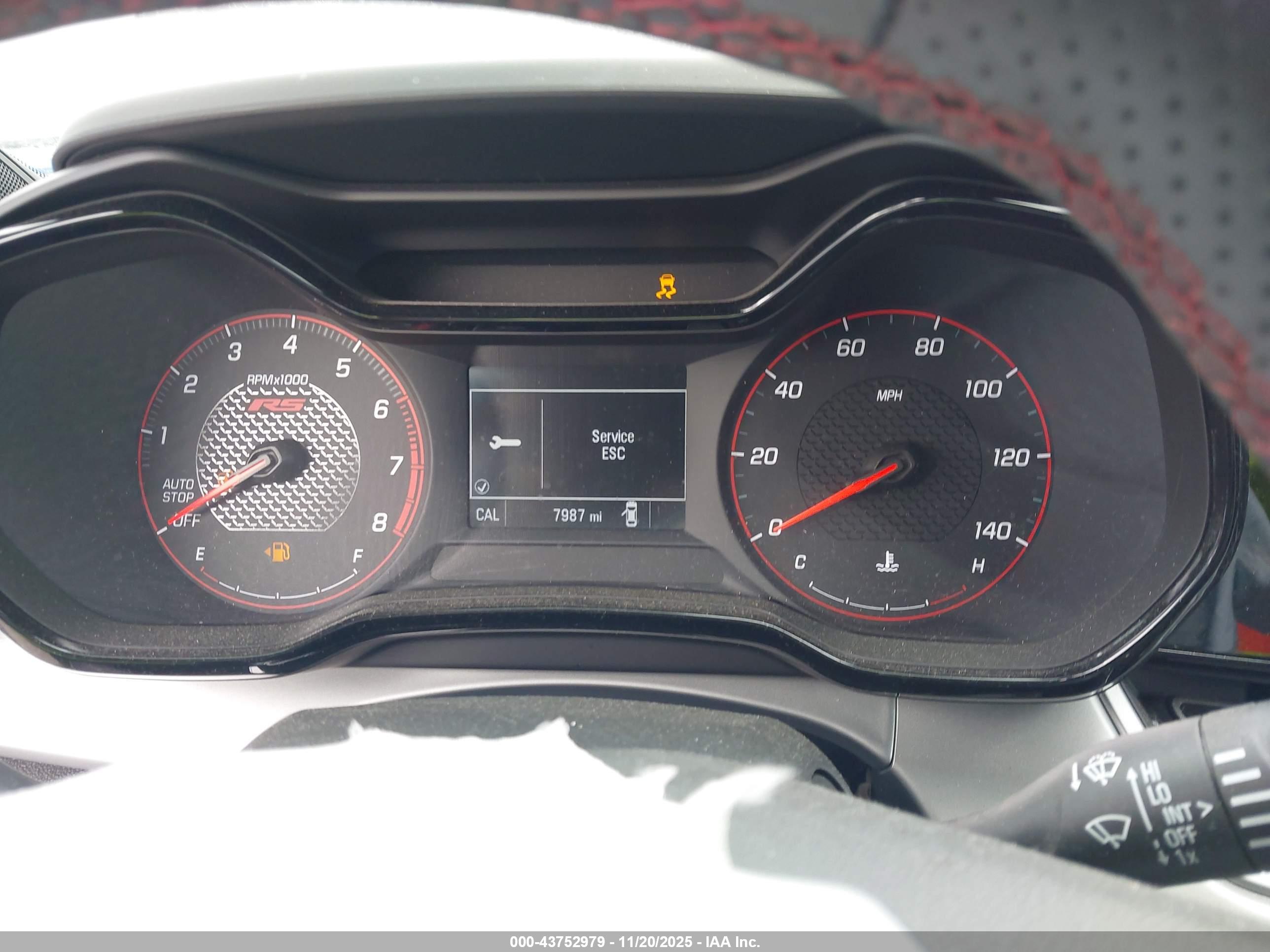 CHEVROLET TRAX image 7