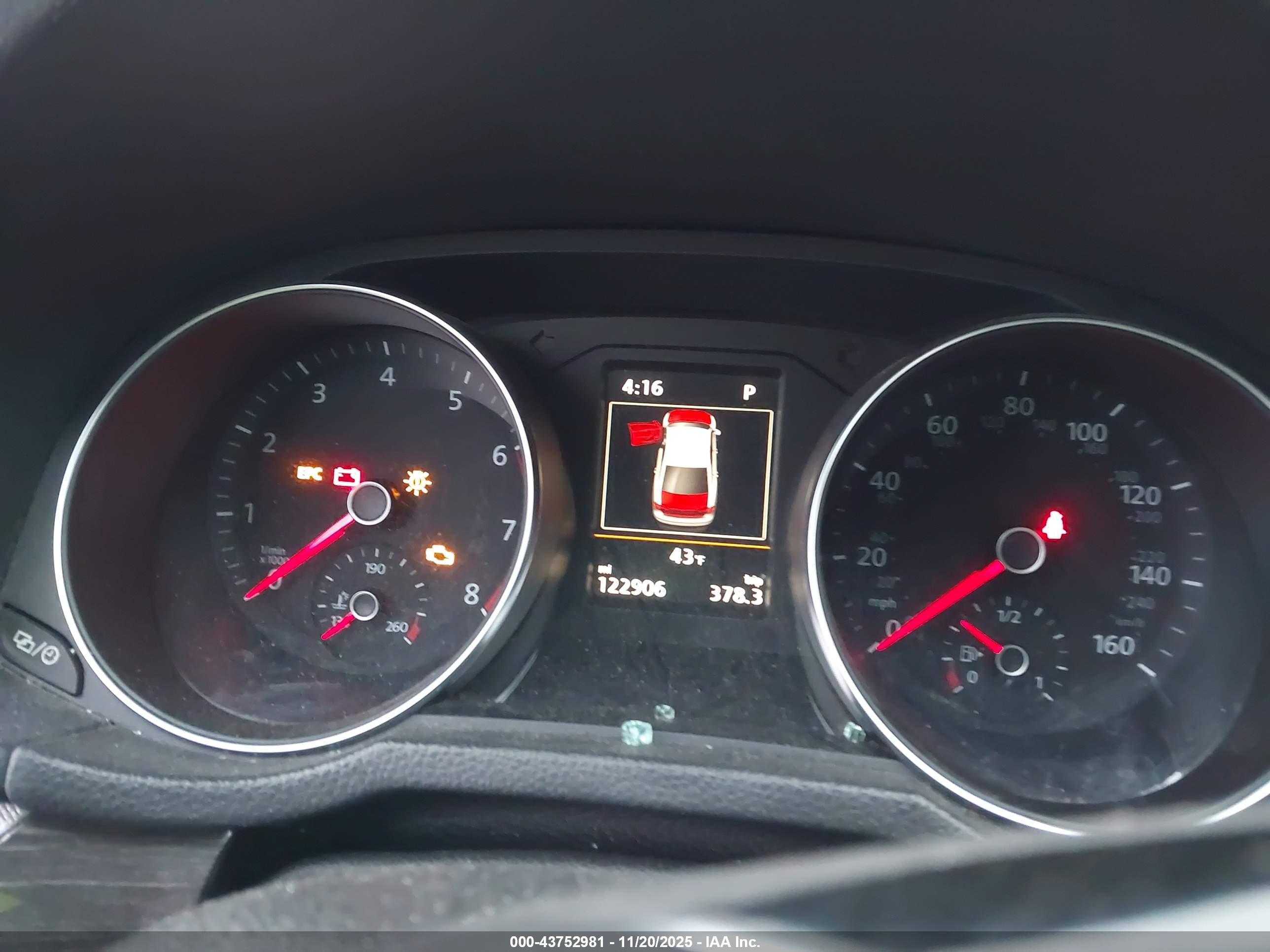 VOLKSWAGEN PASSAT image 7