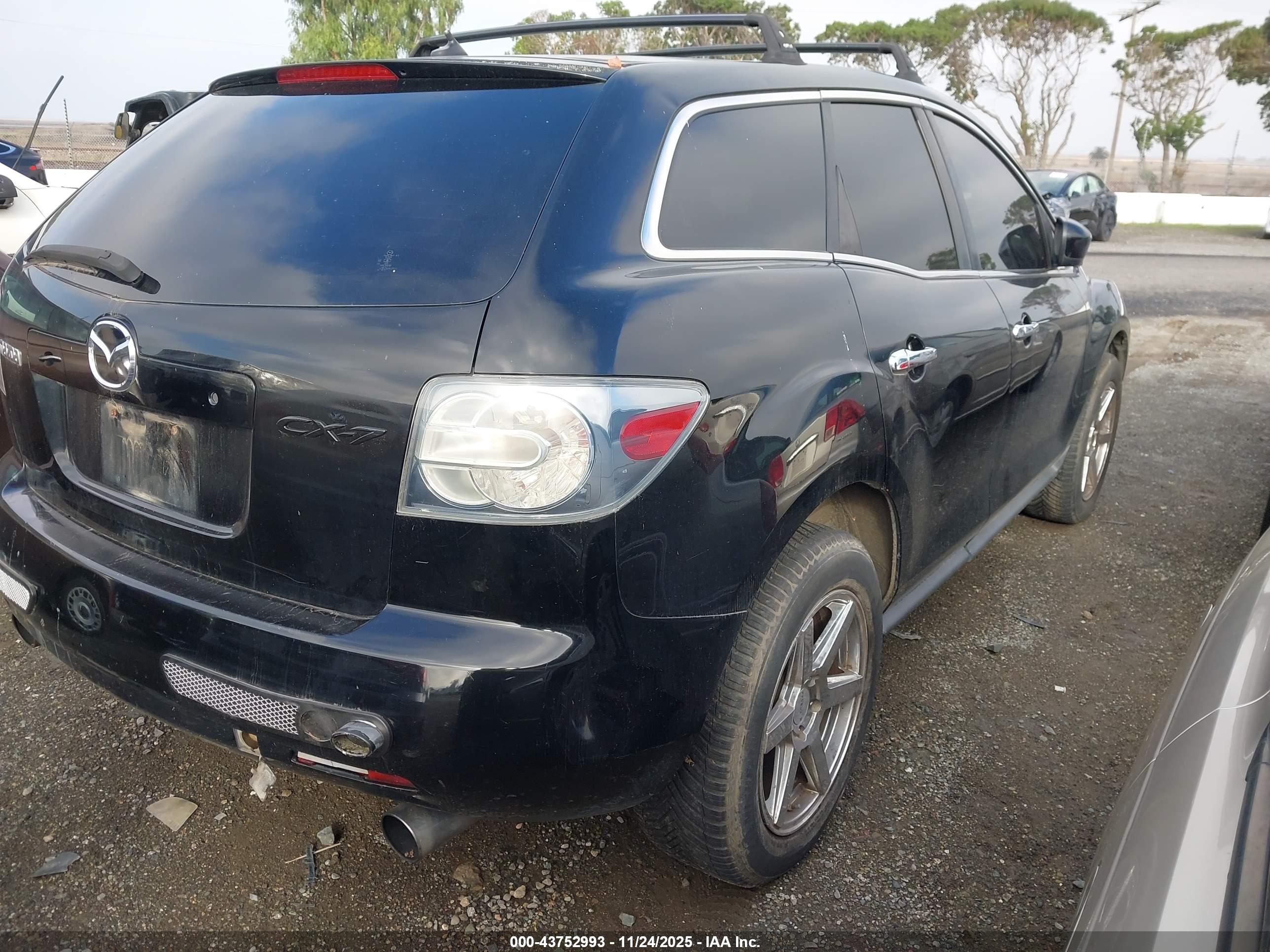 MAZDA CX-7 image 4