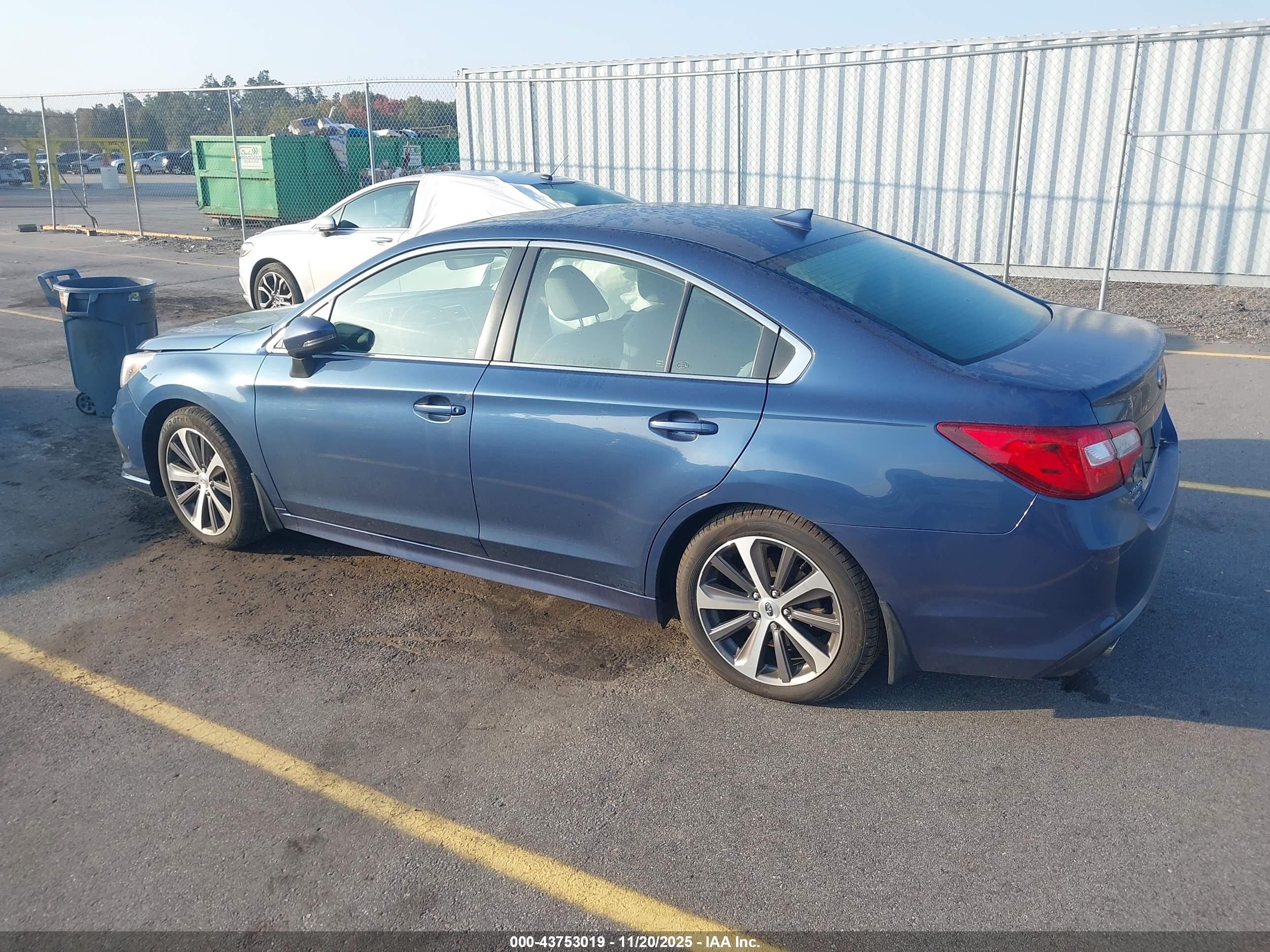 SUBARU LEGACY image 3