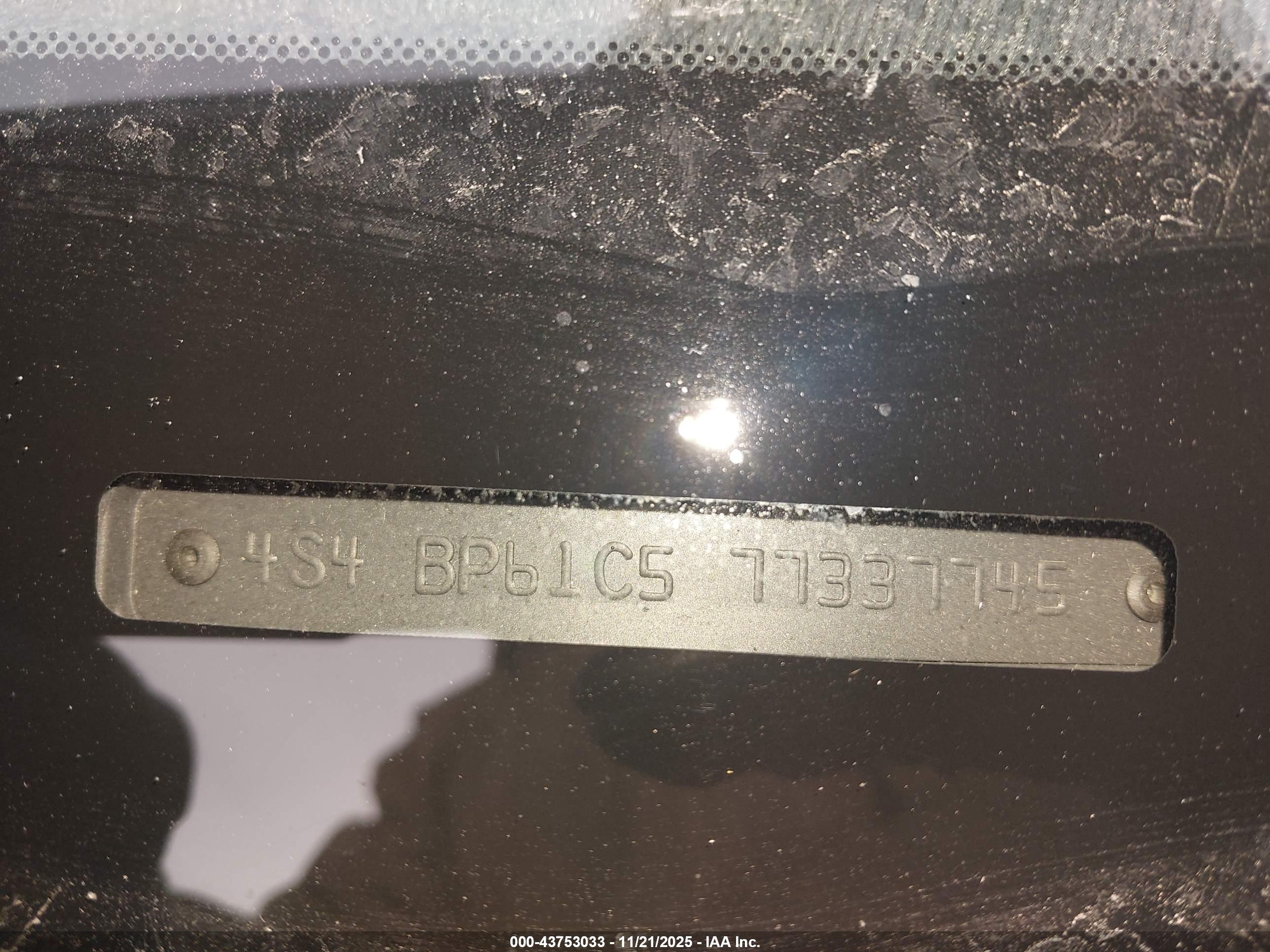 SUBARU OUTBACK image 9