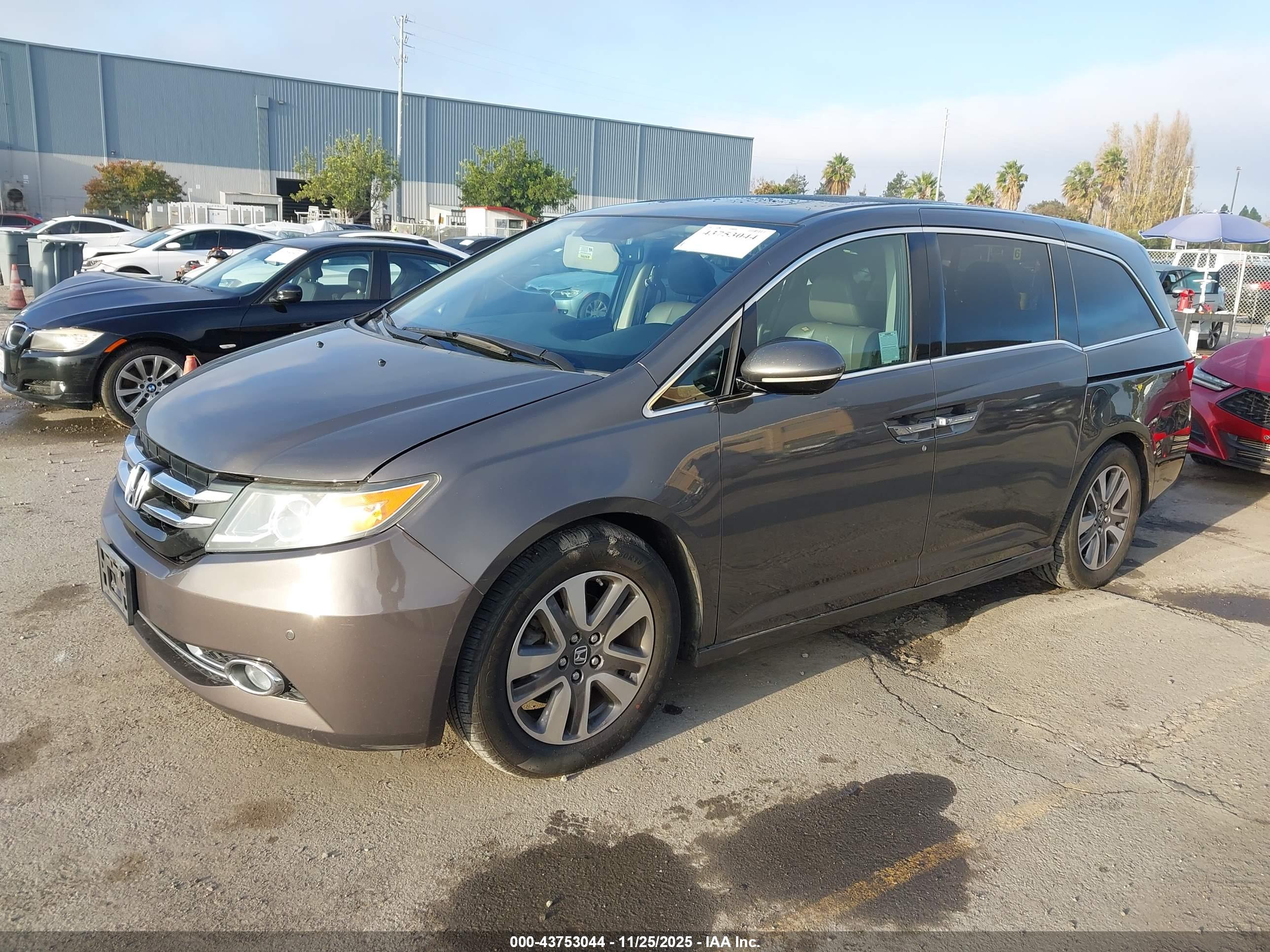 HONDA ODYSSEY image 2