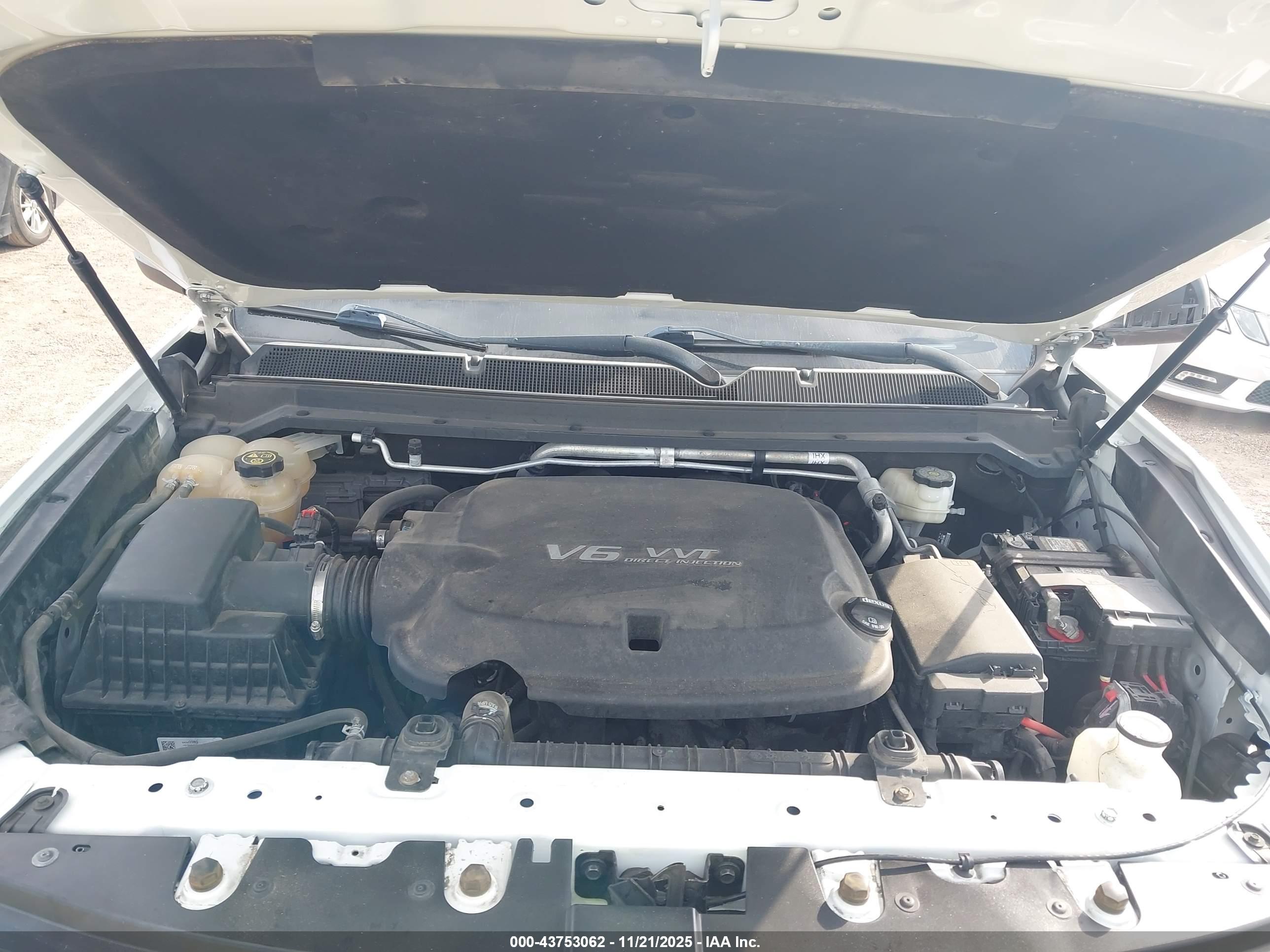 CHEVROLET COLORADO image 10