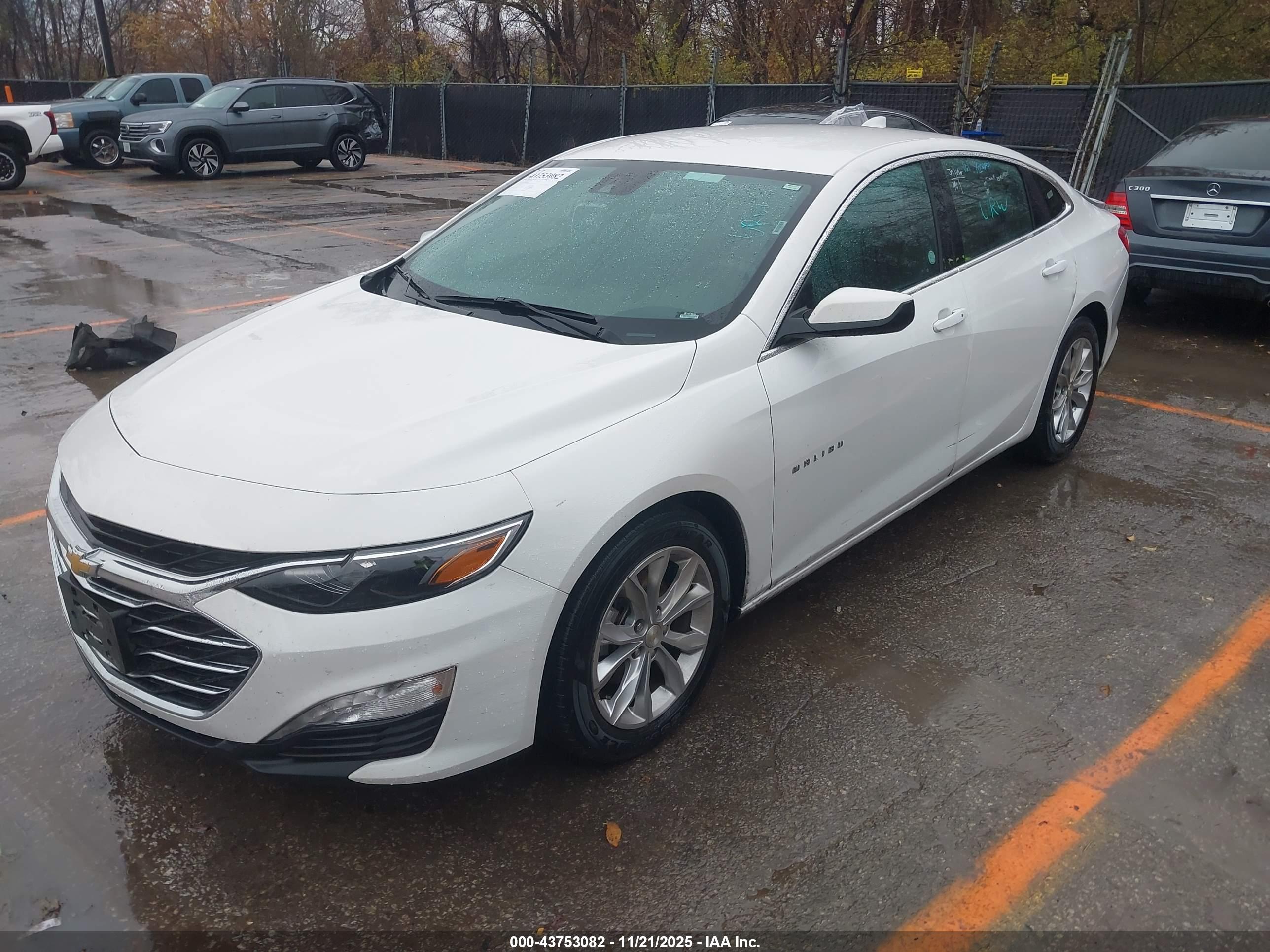 CHEVROLET MALIBU image 2