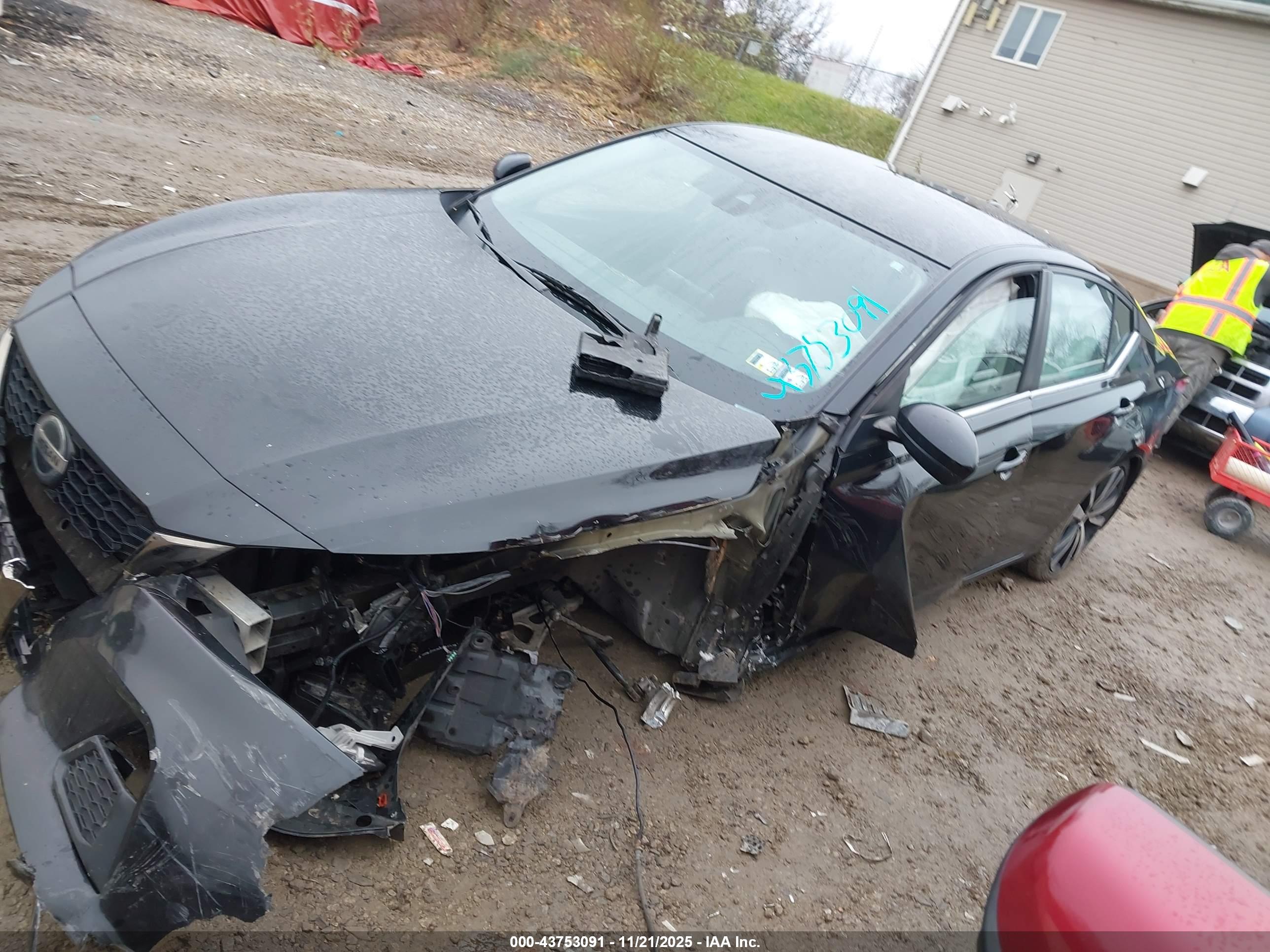 NISSAN ALTIMA image 2