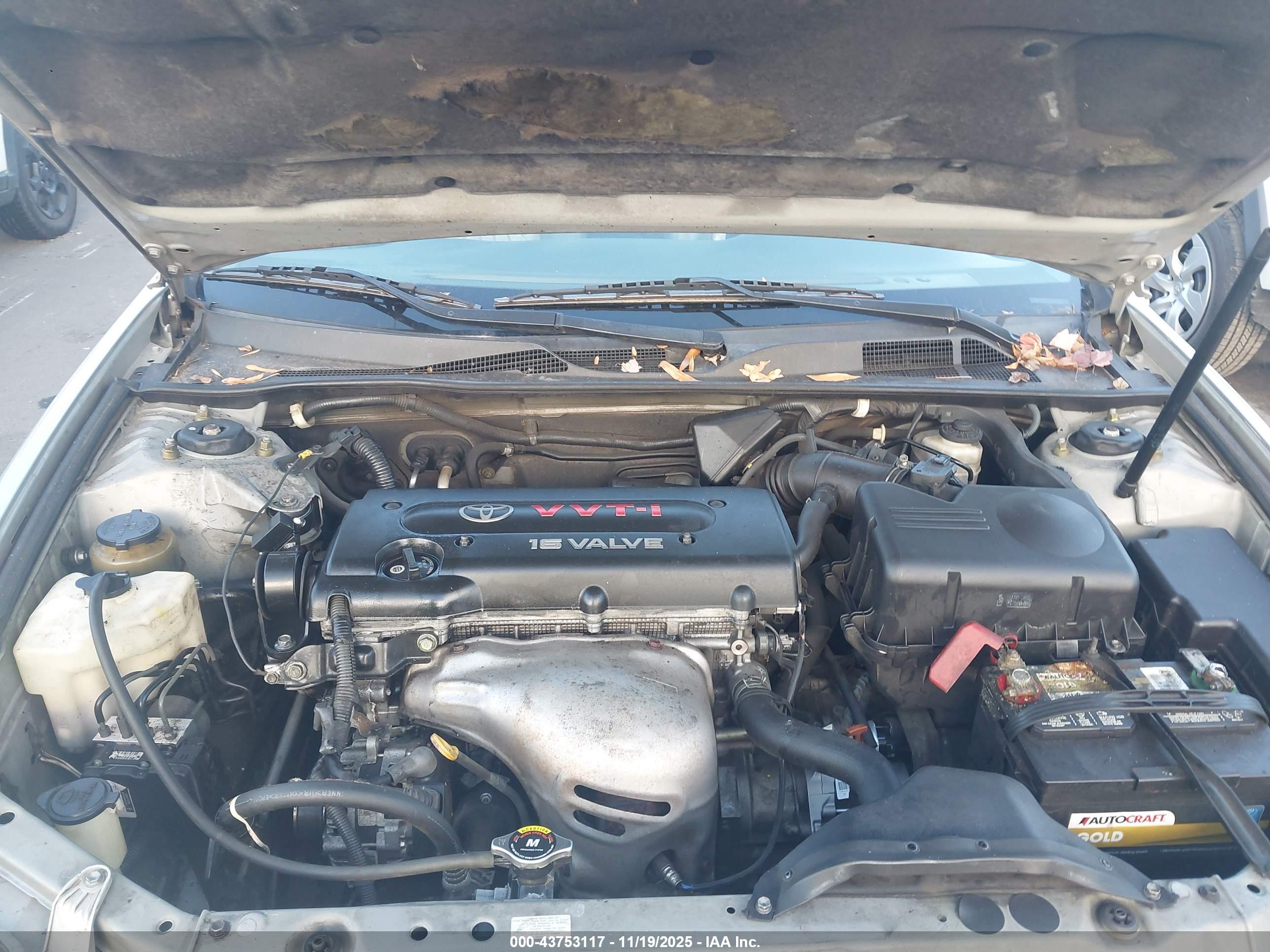 TOYOTA CAMRY image 10
