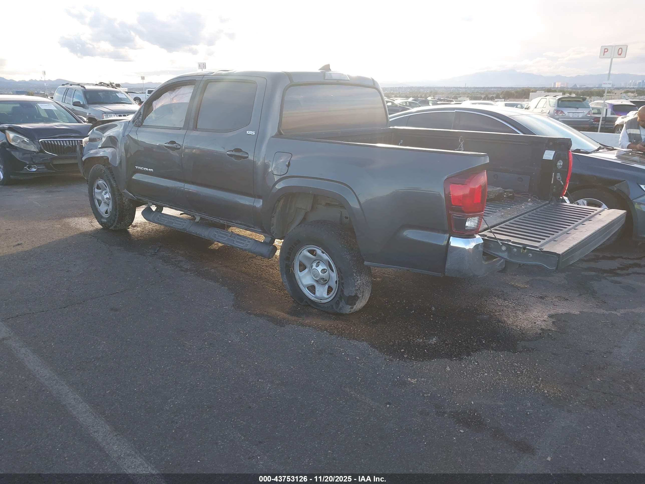TOYOTA TACOMA image 3