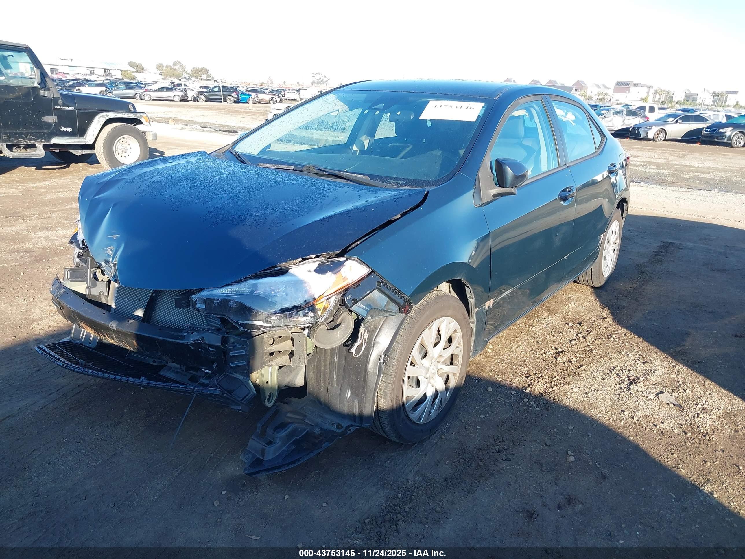TOYOTA COROLLA image 2