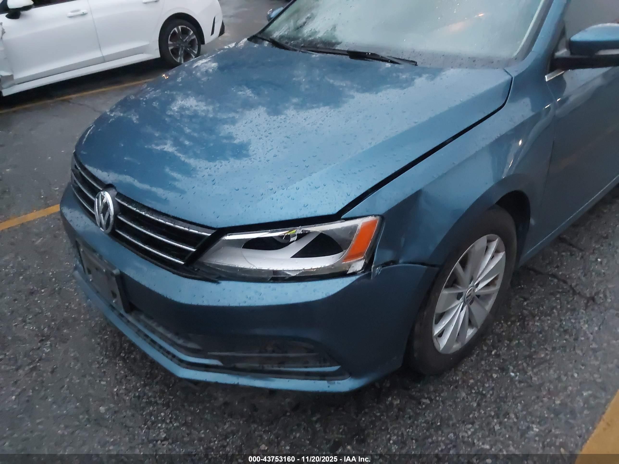 VOLKSWAGEN JETTA image 6