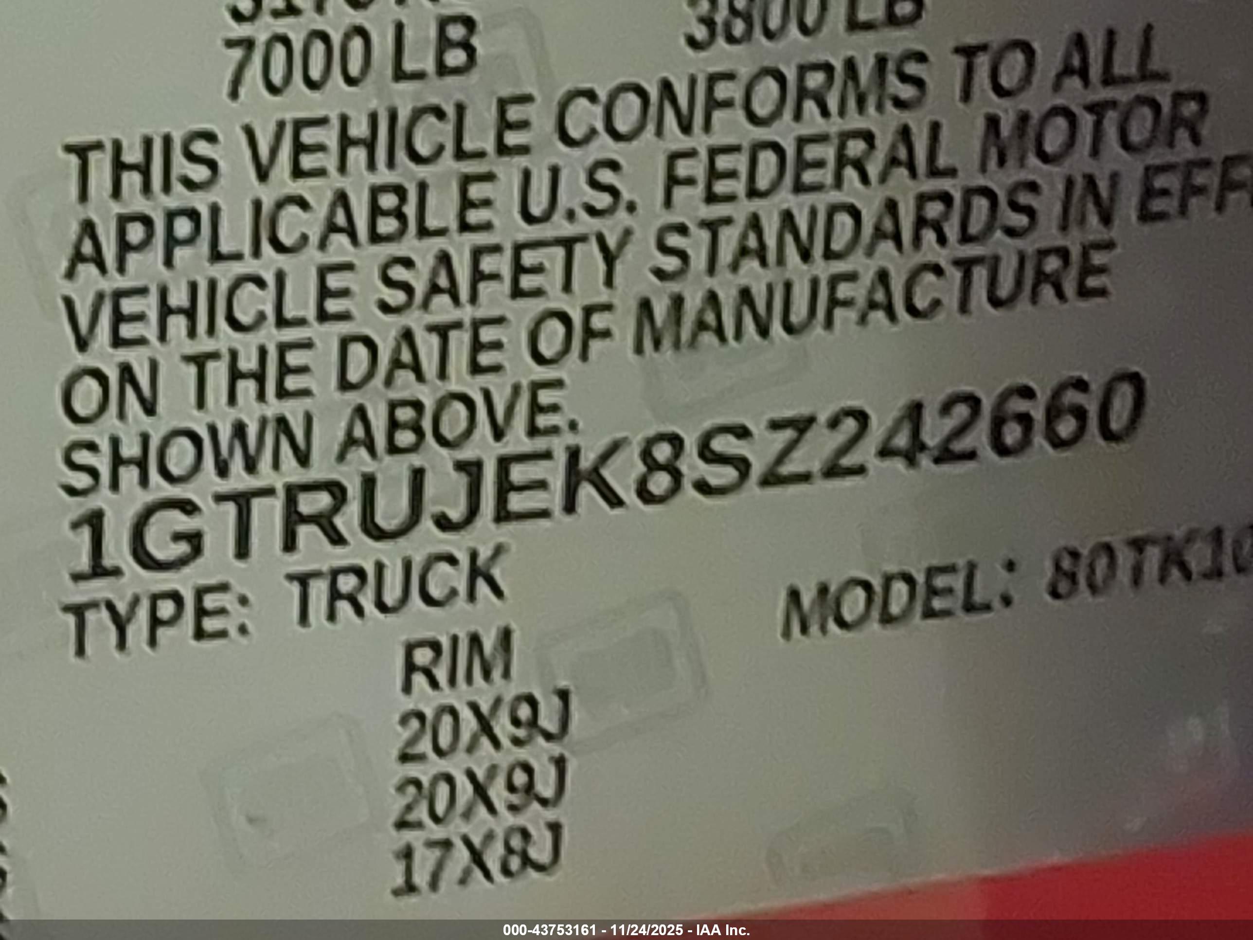 GMC SIERRA image 9