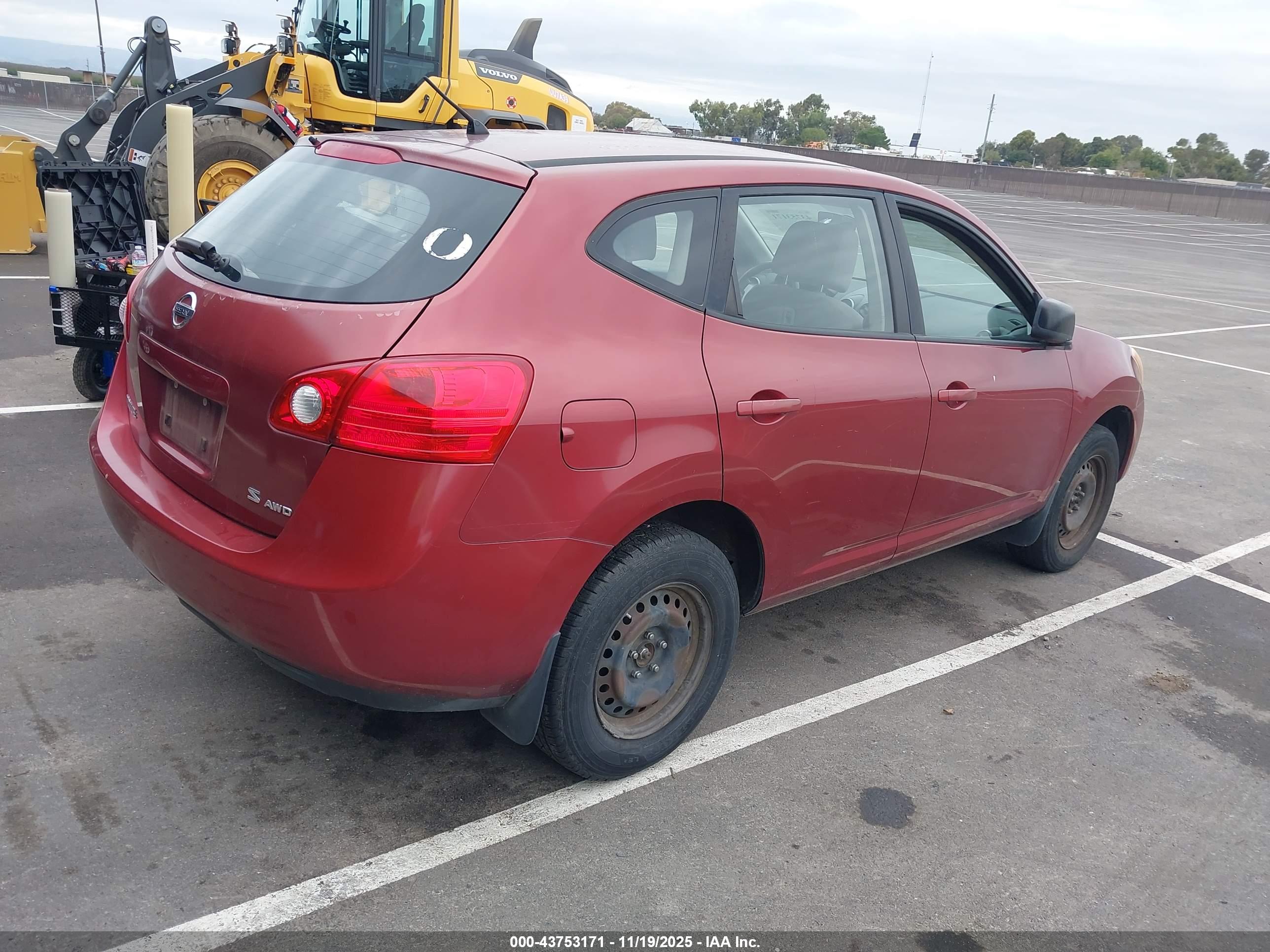 NISSAN ROGUE image 4