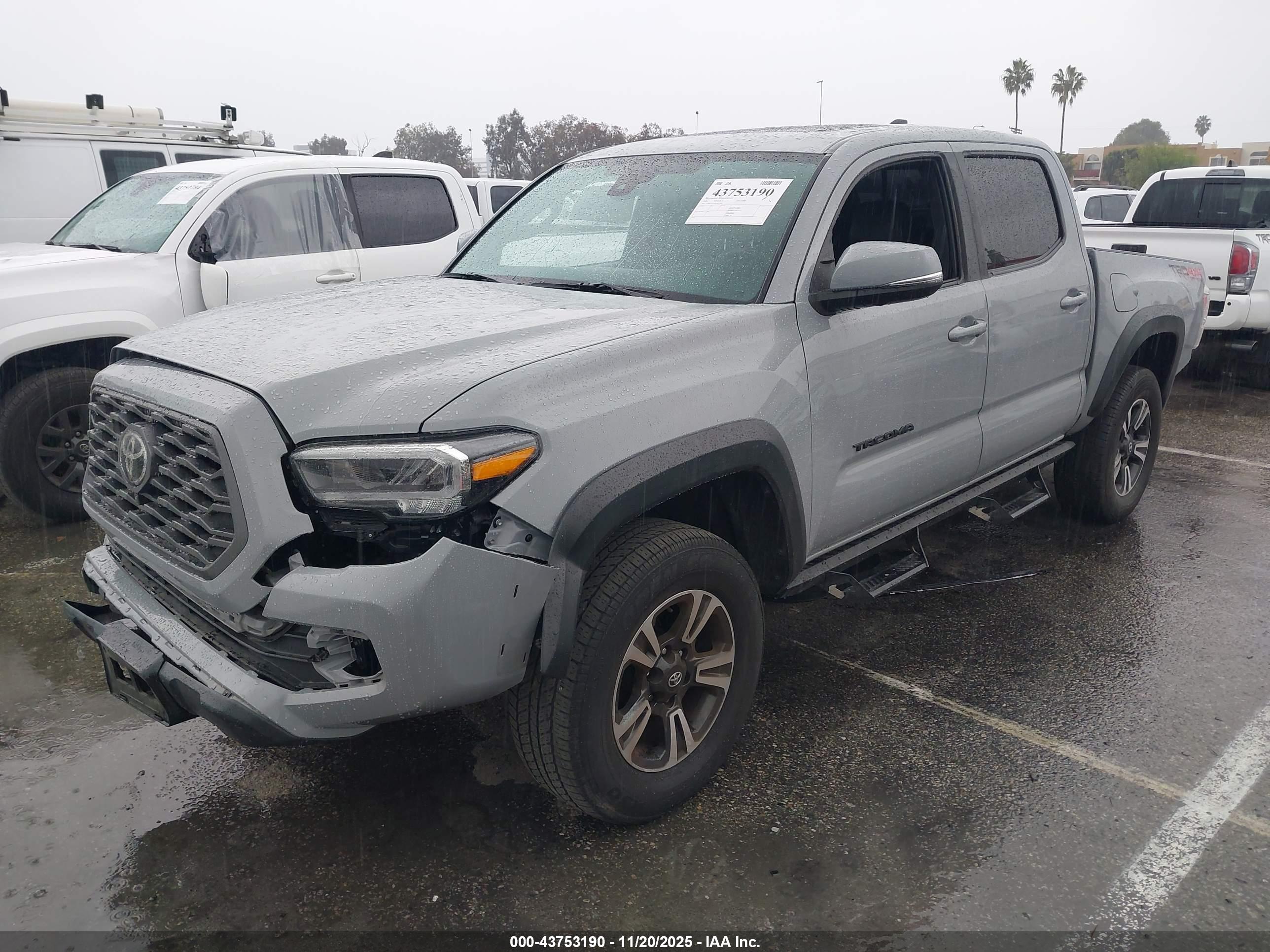 TOYOTA TACOMA image 2