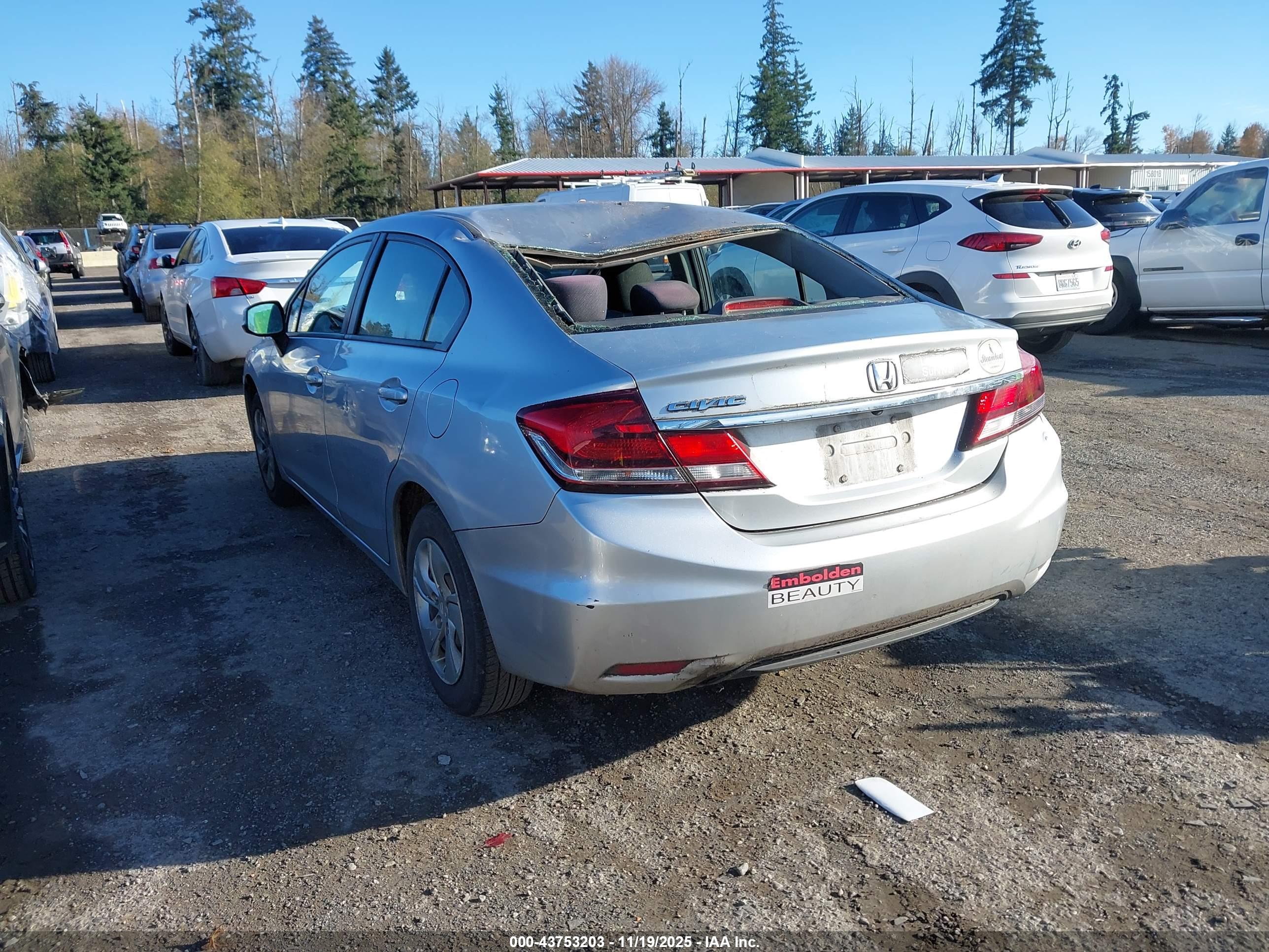 HONDA CIVIC image 3