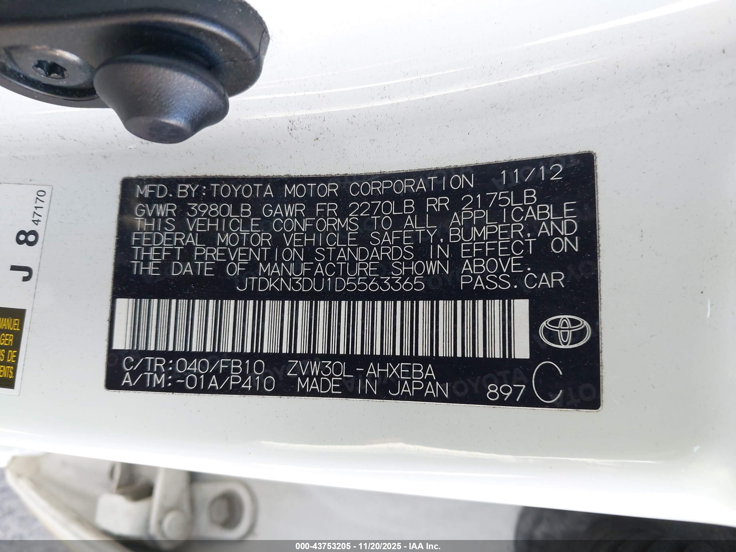 TOYOTA PRIUS image 9