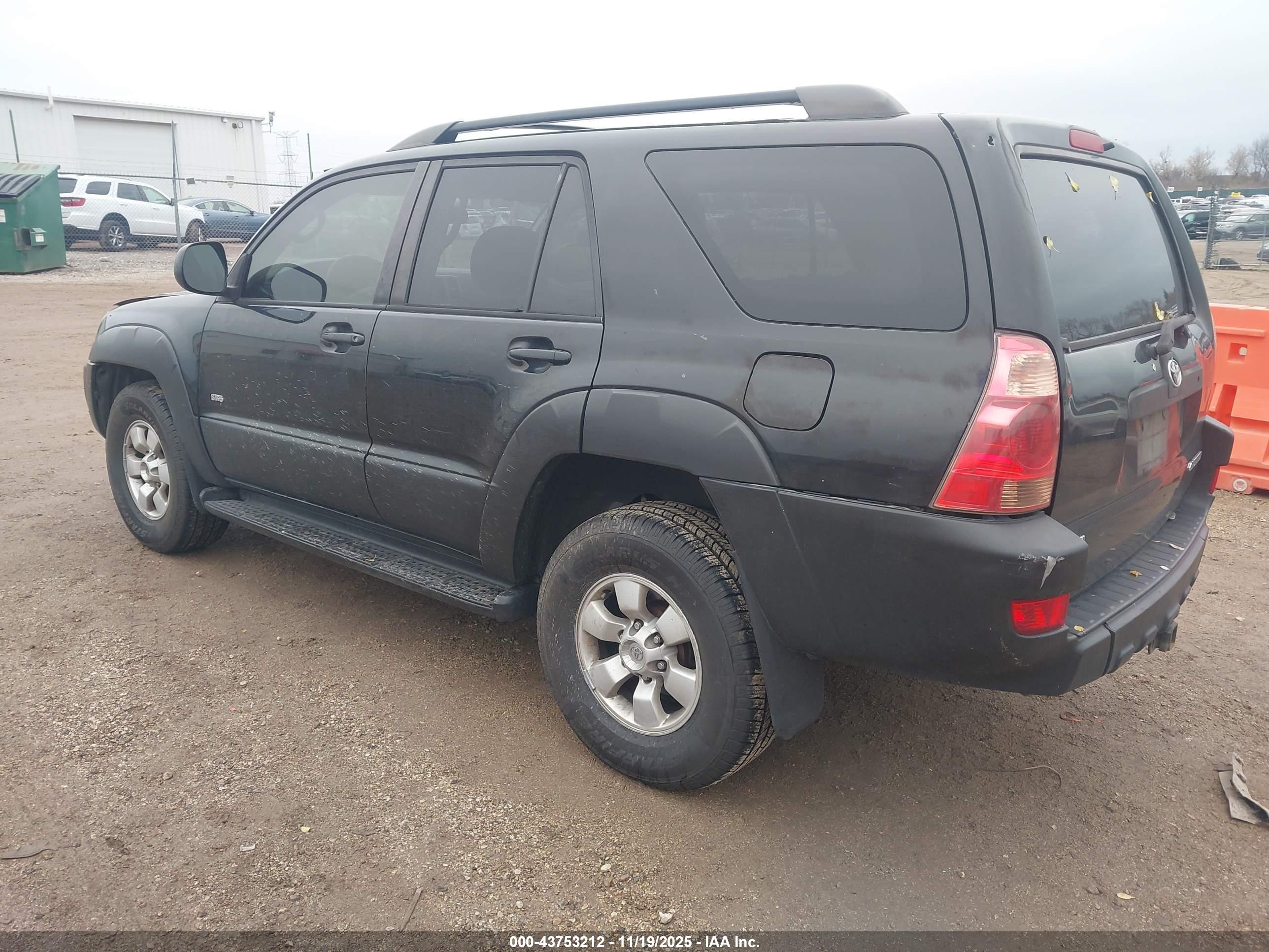 TOYOTA 4RUNNER image 3