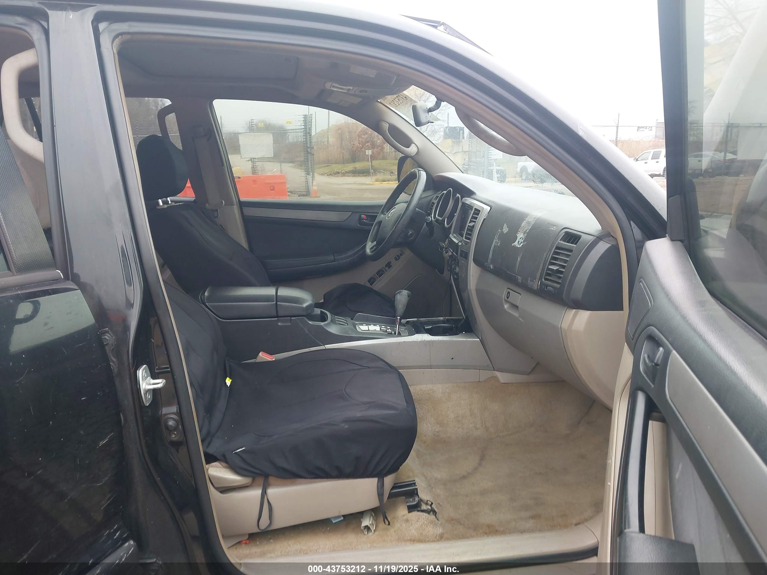 TOYOTA 4RUNNER image 5