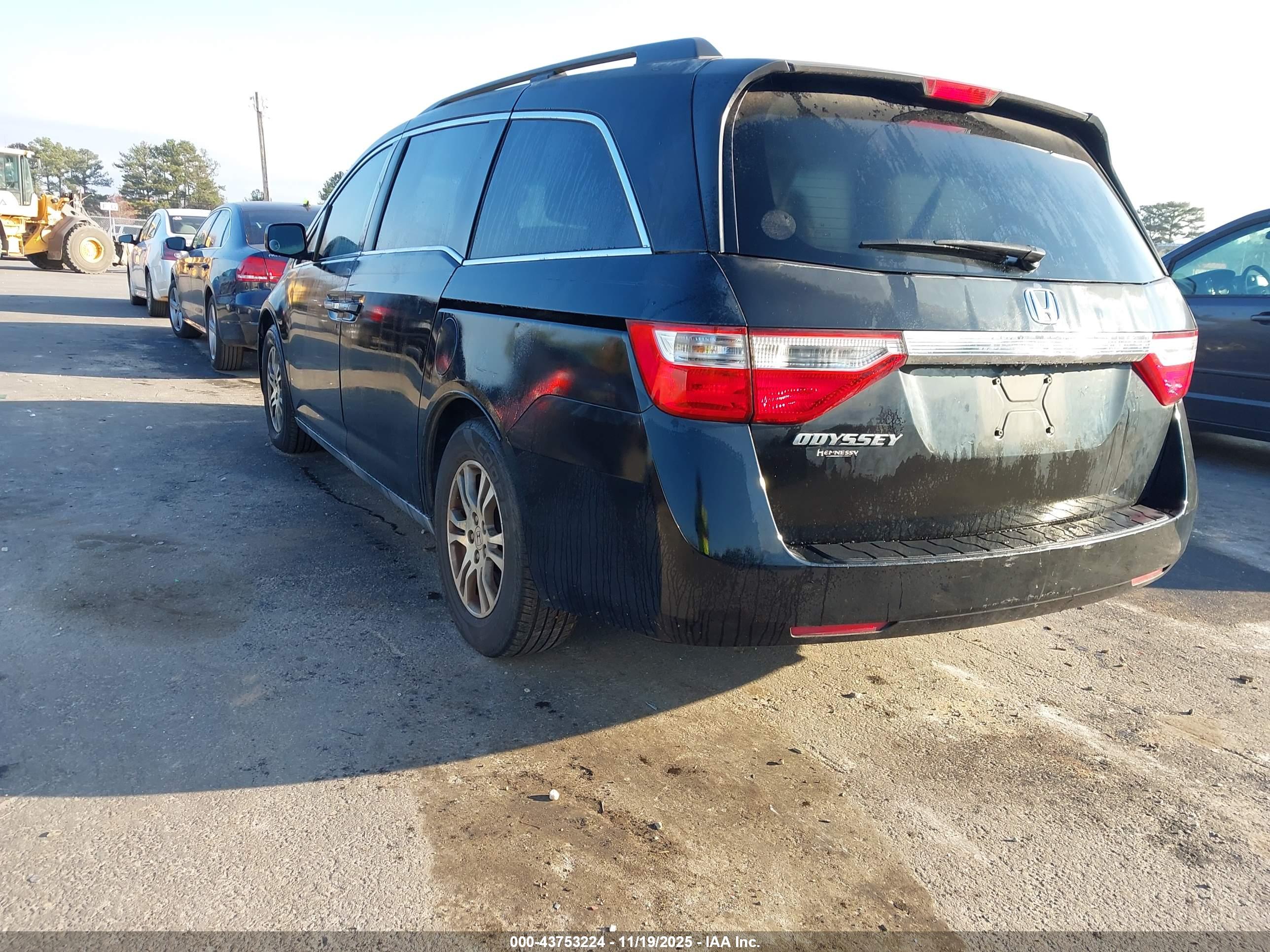 HONDA ODYSSEY image 3