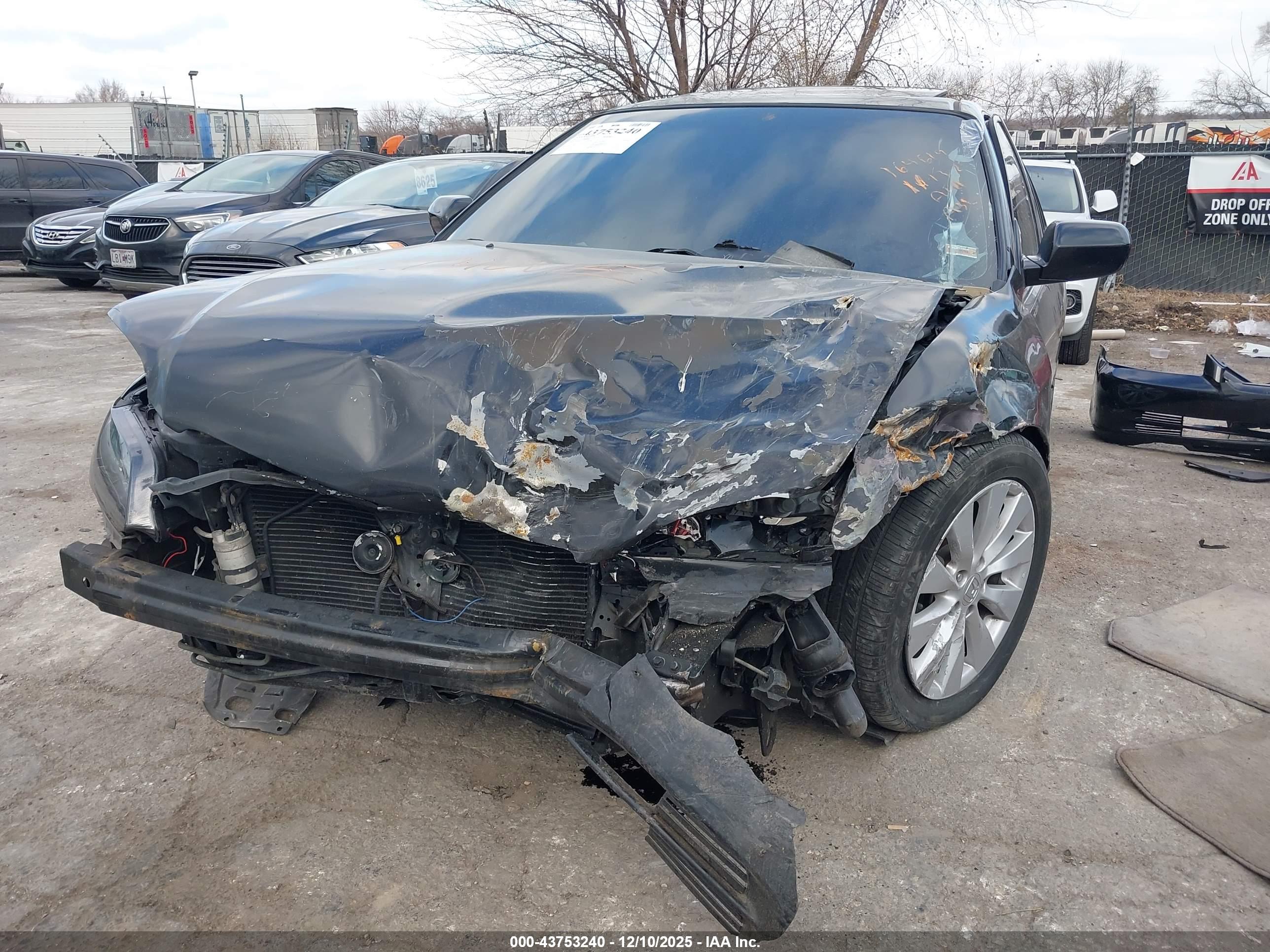 HONDA ACCORD image 6