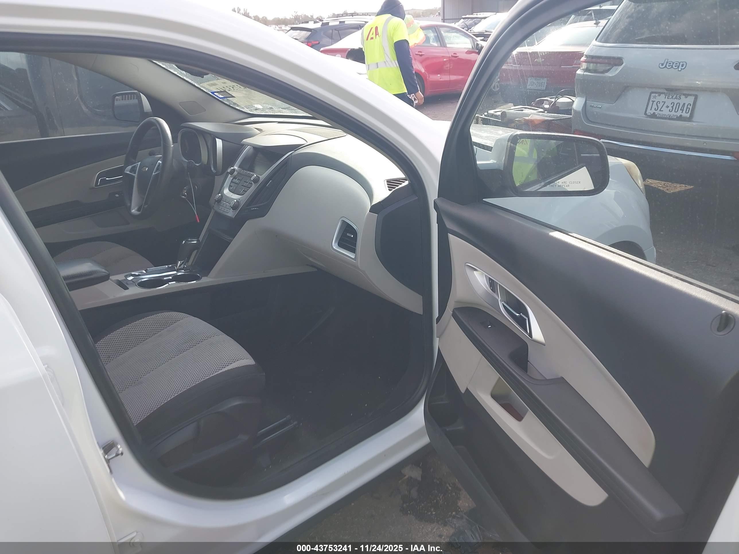 CHEVROLET EQUINOX image 5