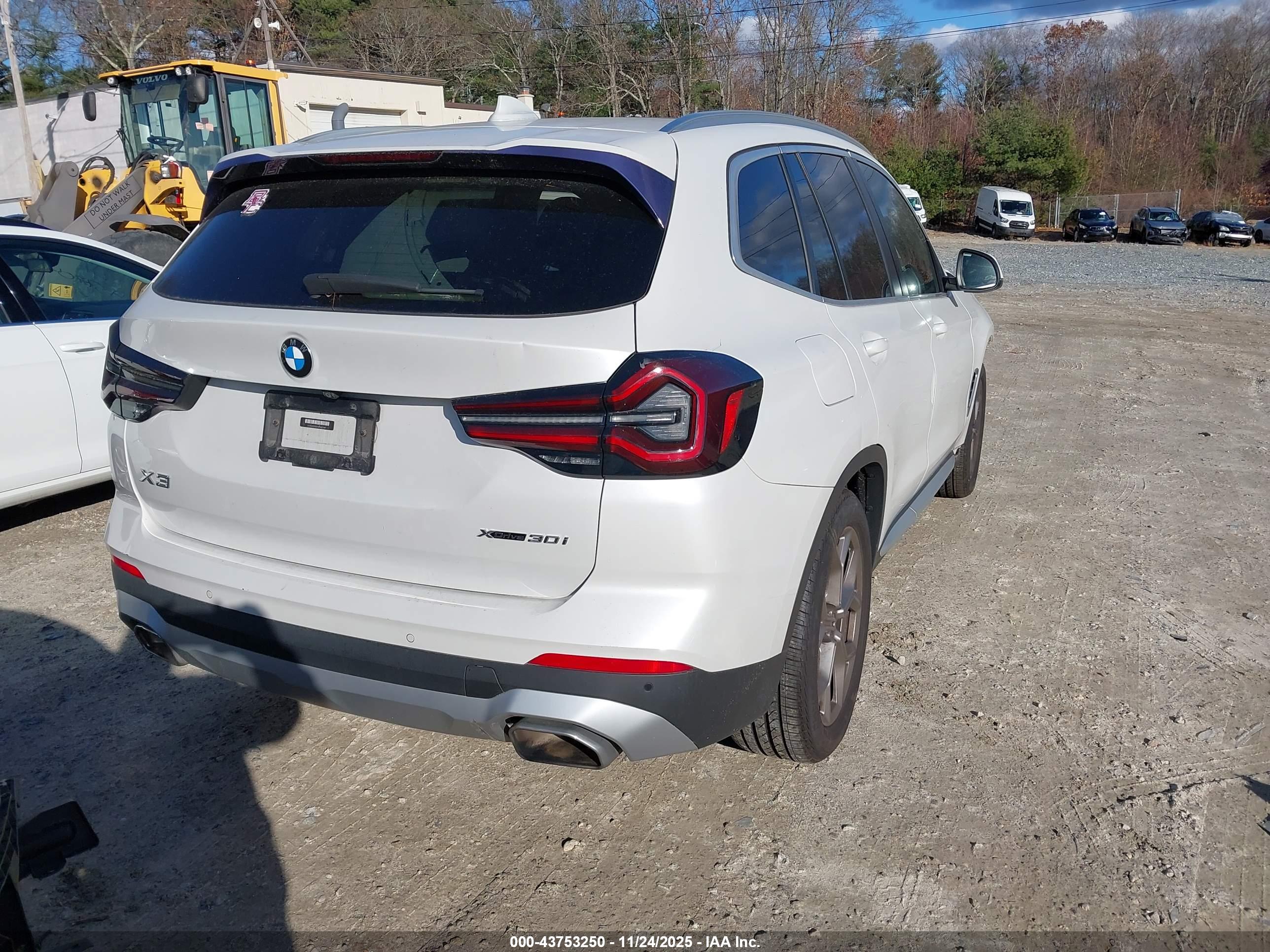 BMW X3 image 4