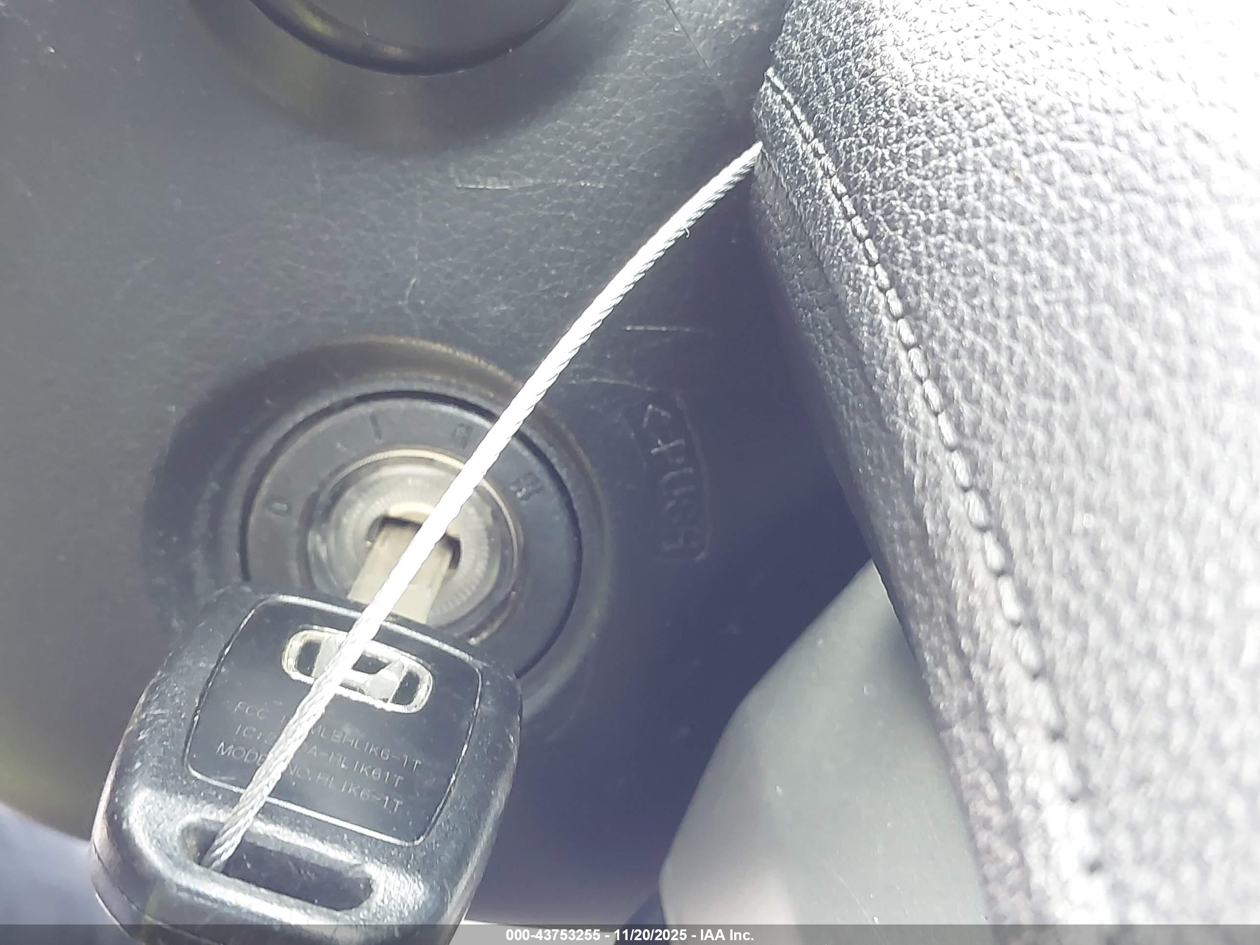 HONDA CR-V image 11