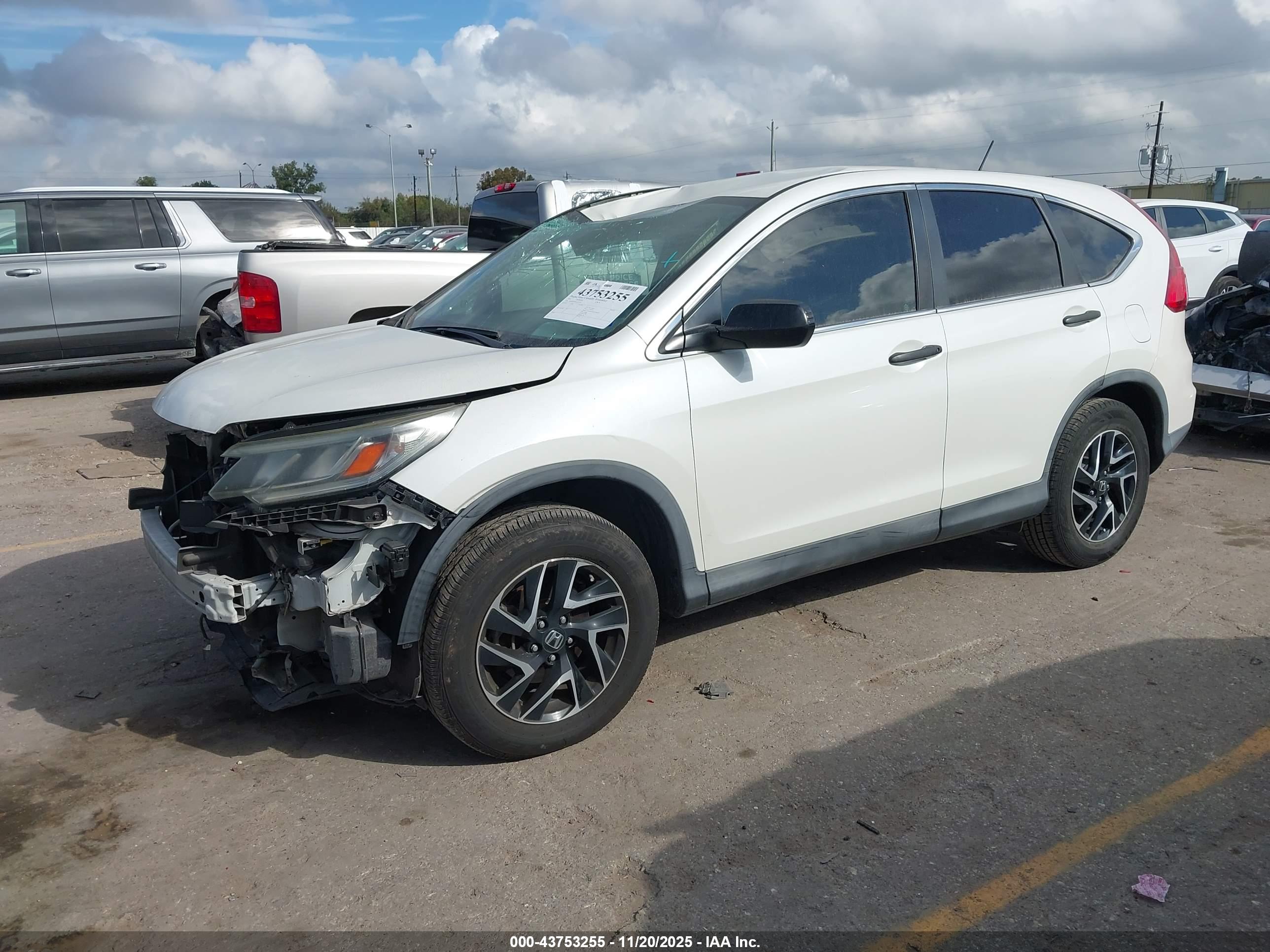 HONDA CR-V image 2