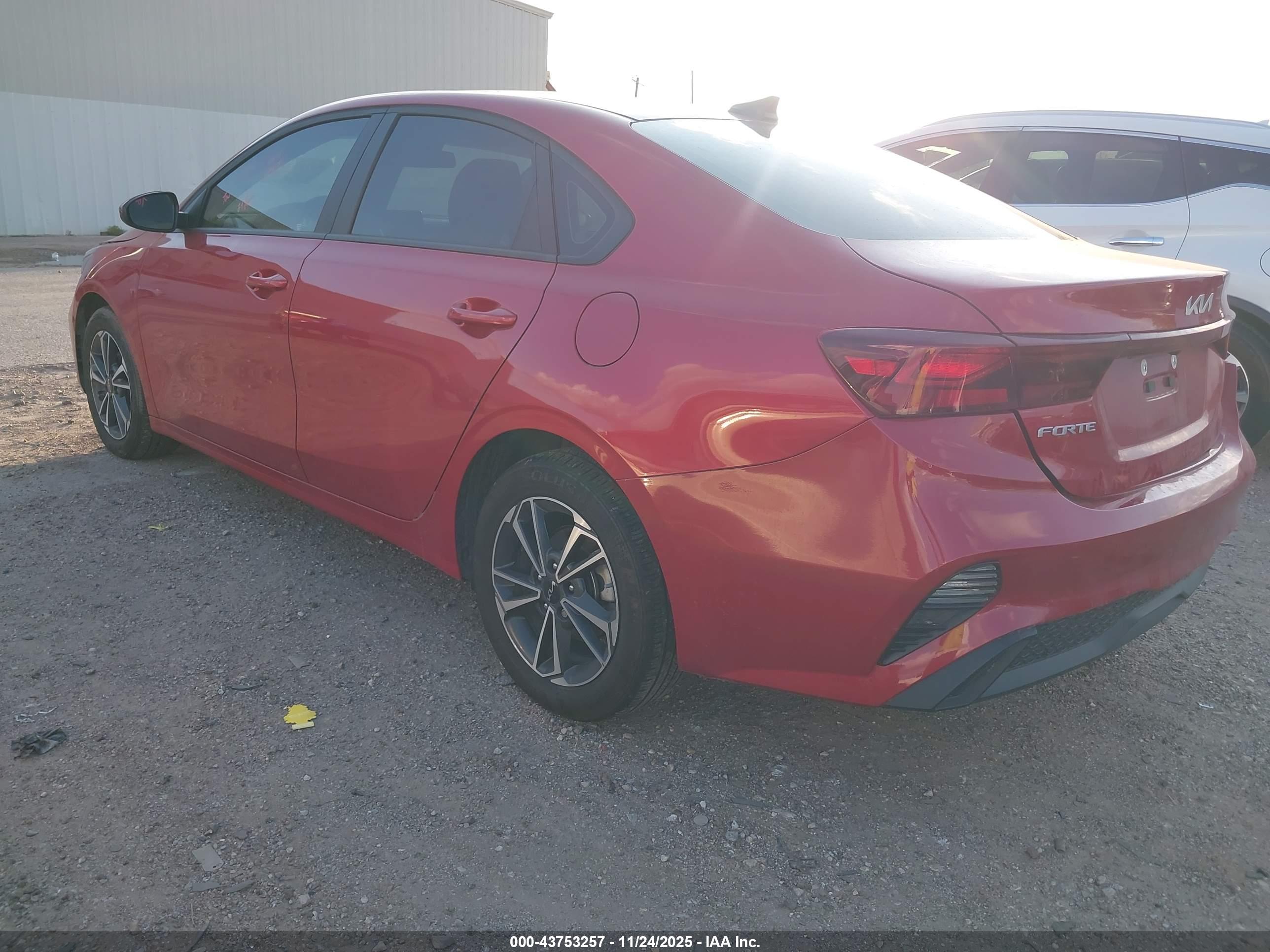 KIA FORTE image 3