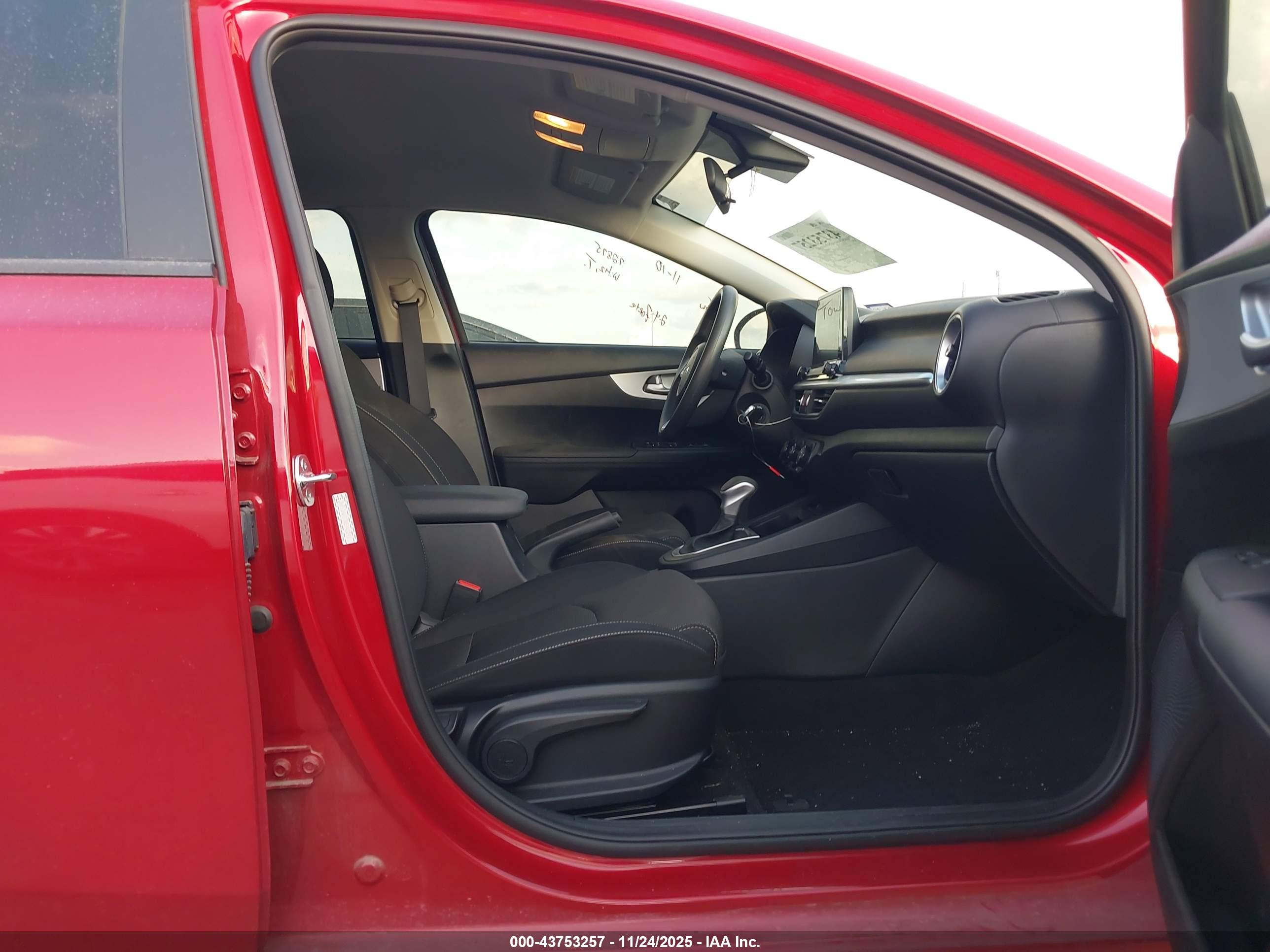 KIA FORTE image 5