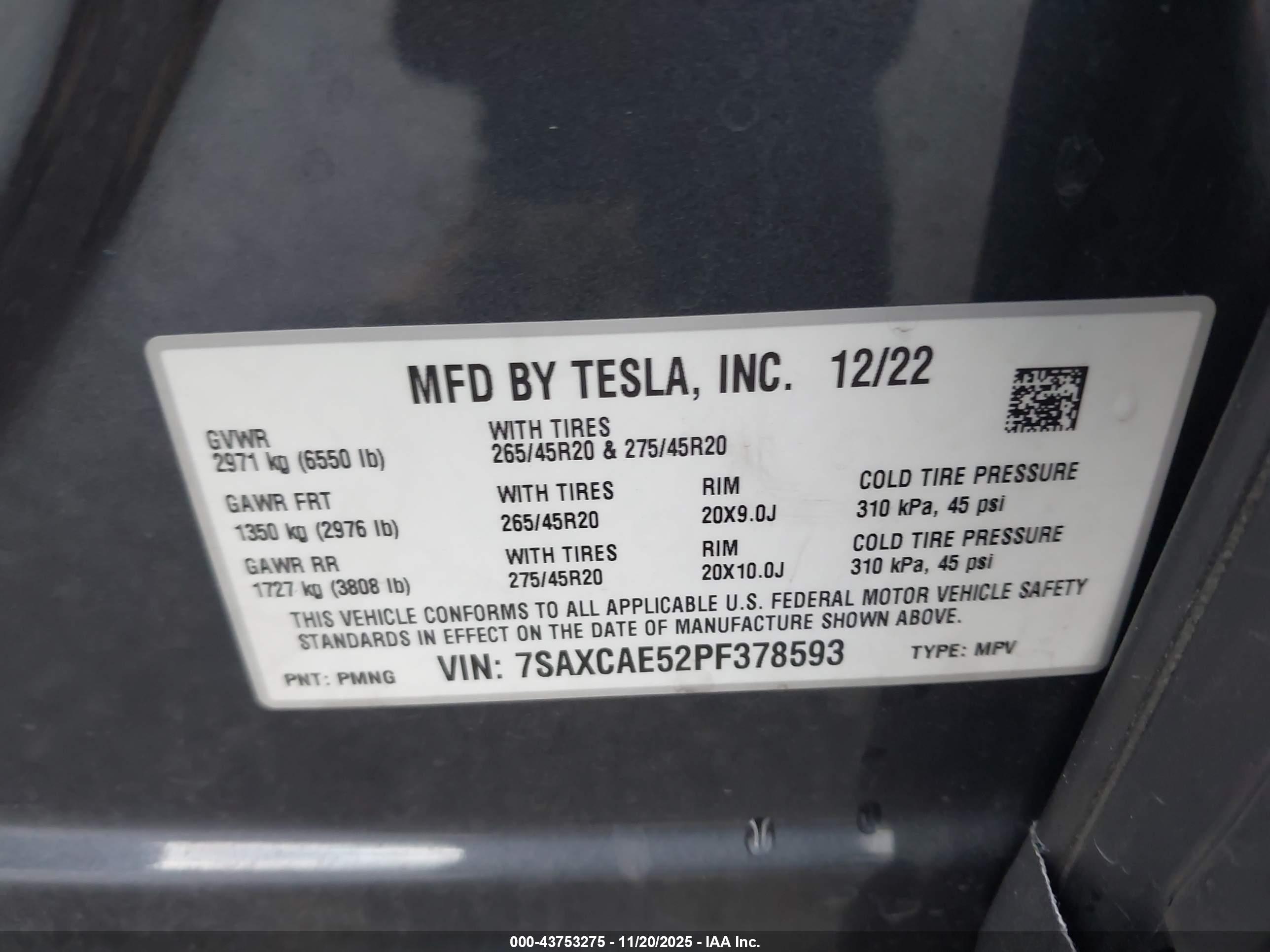 TESLA MODEL image 9
