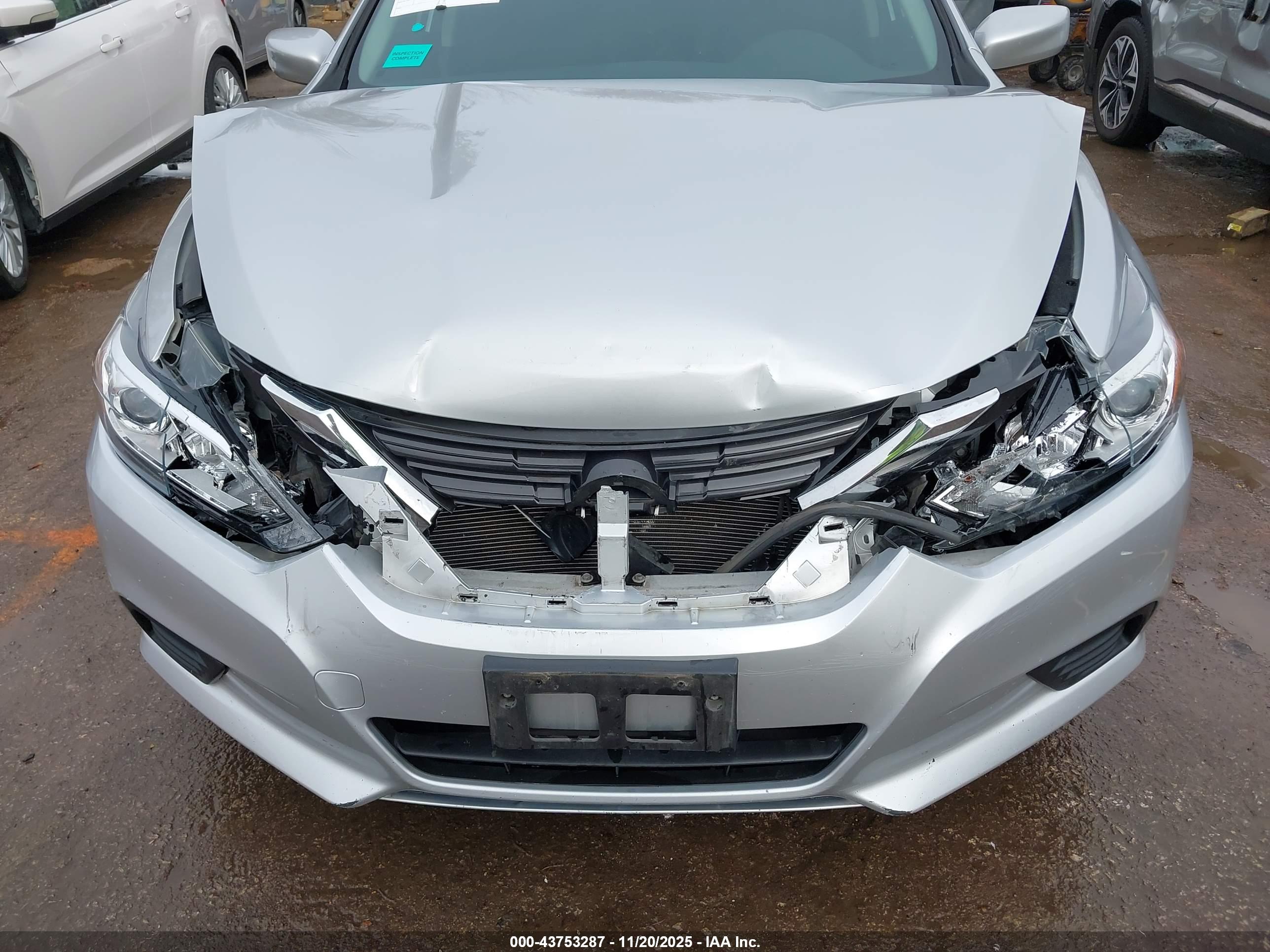 NISSAN ALTIMA image 6