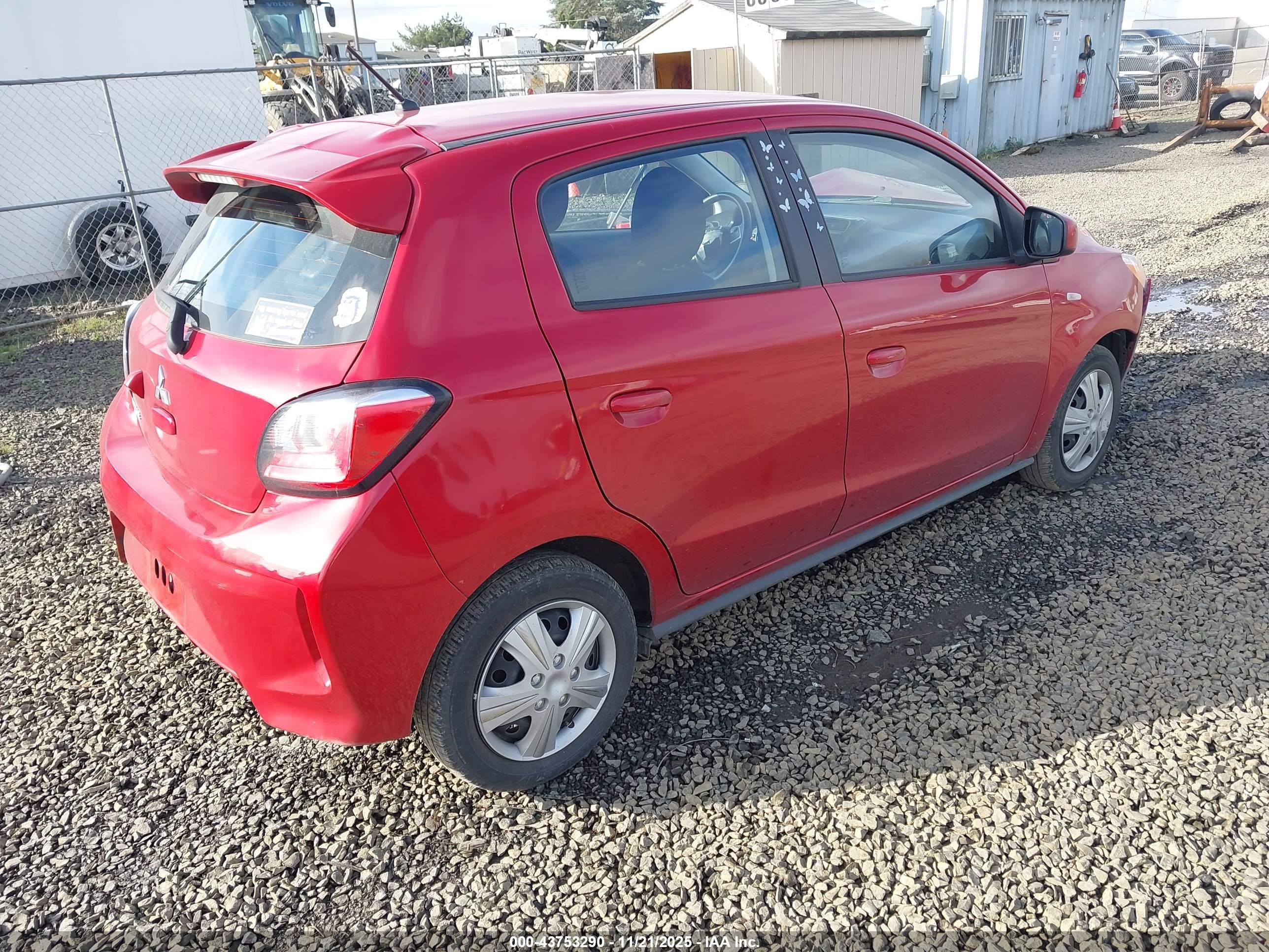 MITSUBISHI MIRAGE image 4