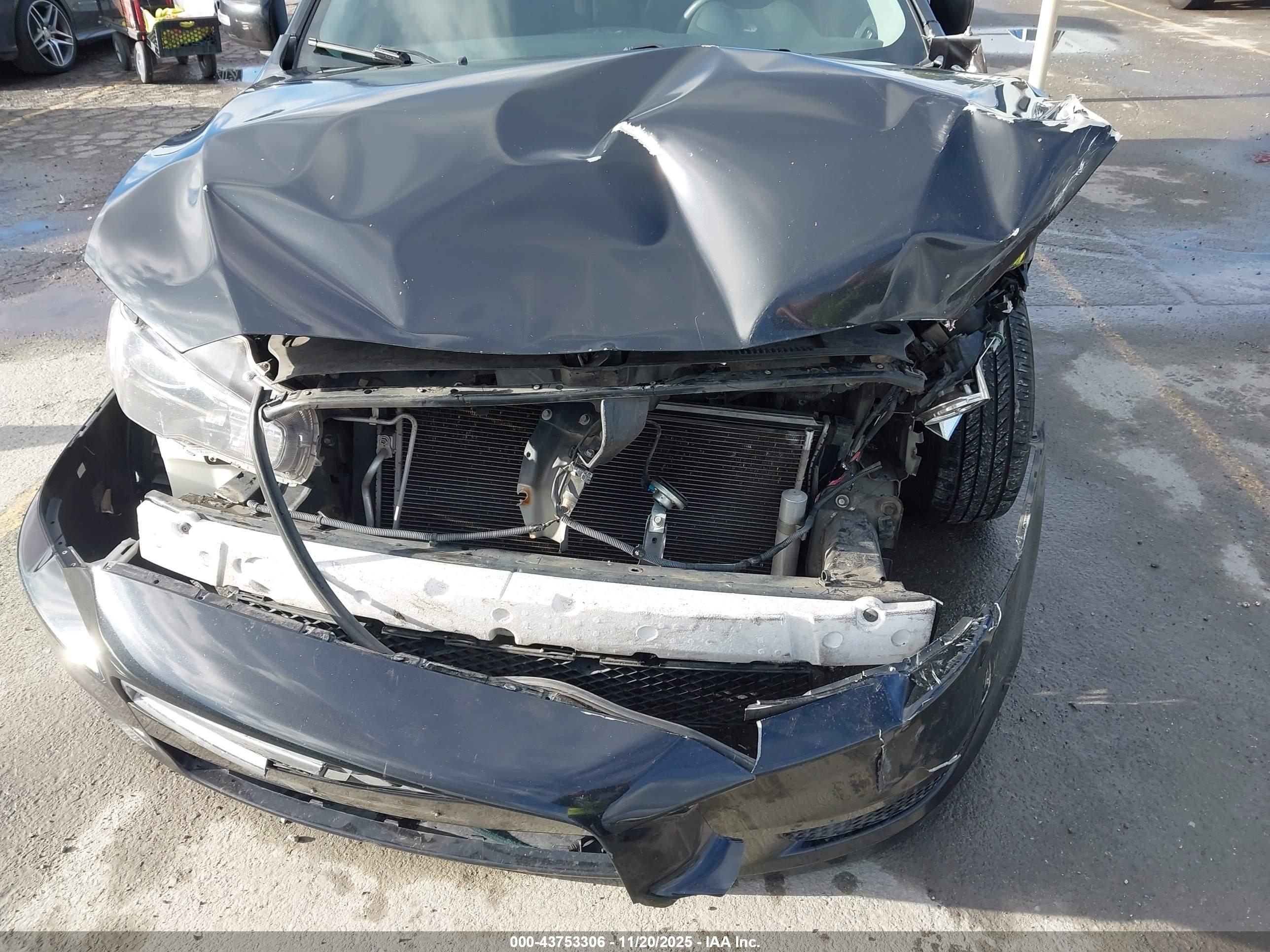 MITSUBISHI LANCER image 6