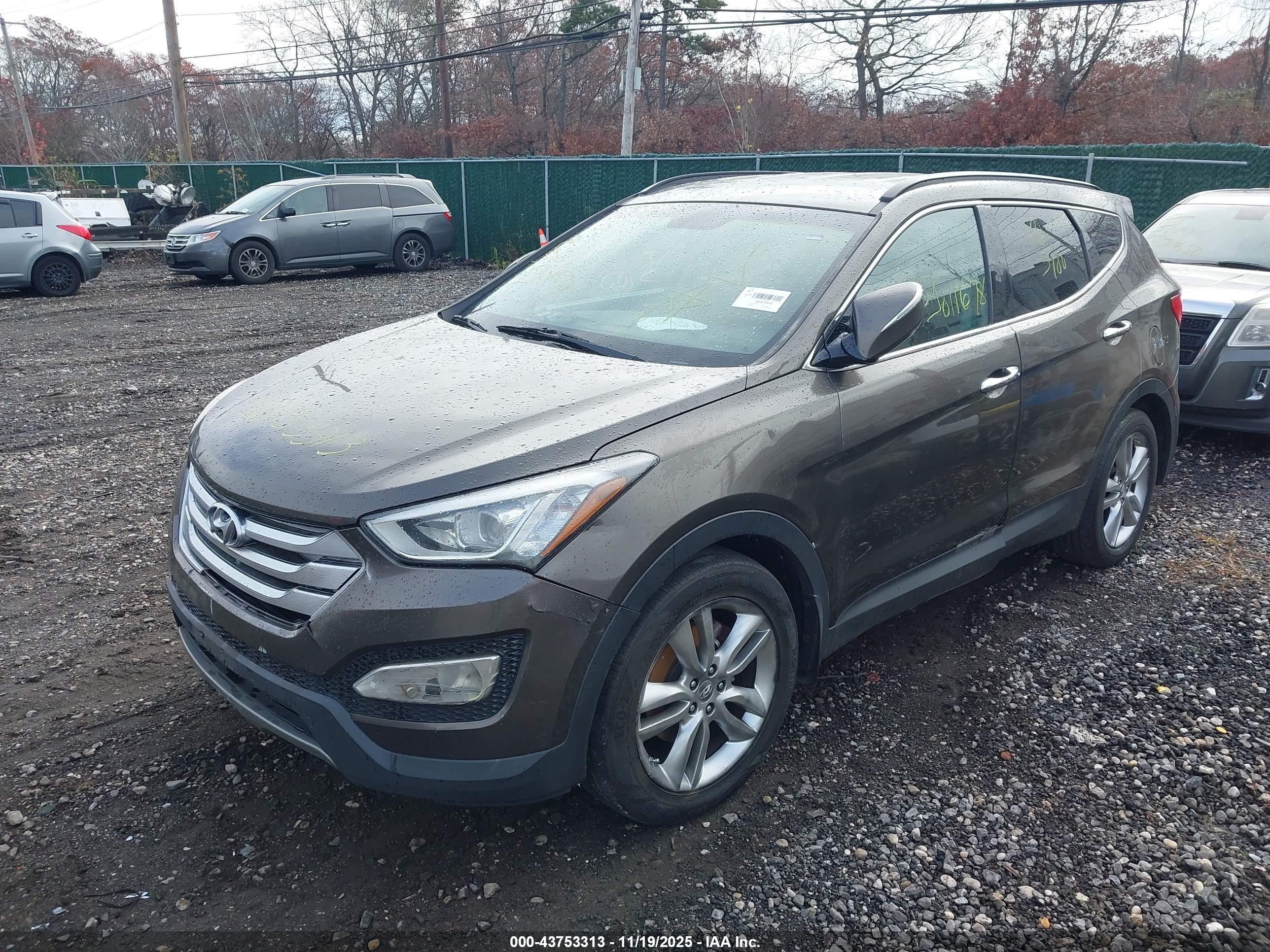 HYUNDAI SANTA image 2
