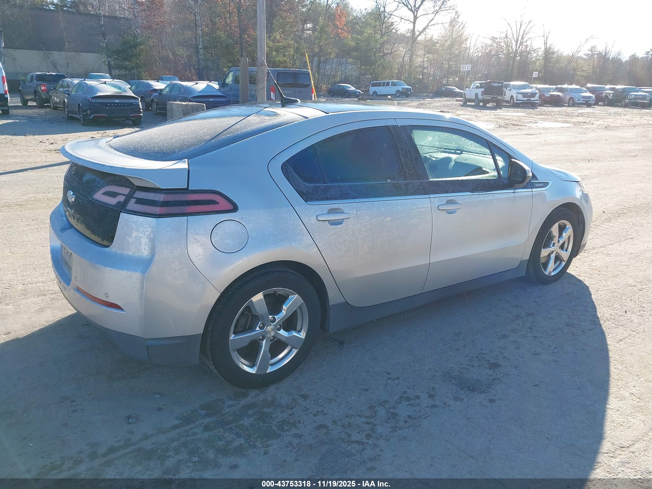 CHEVROLET VOLT image 4
