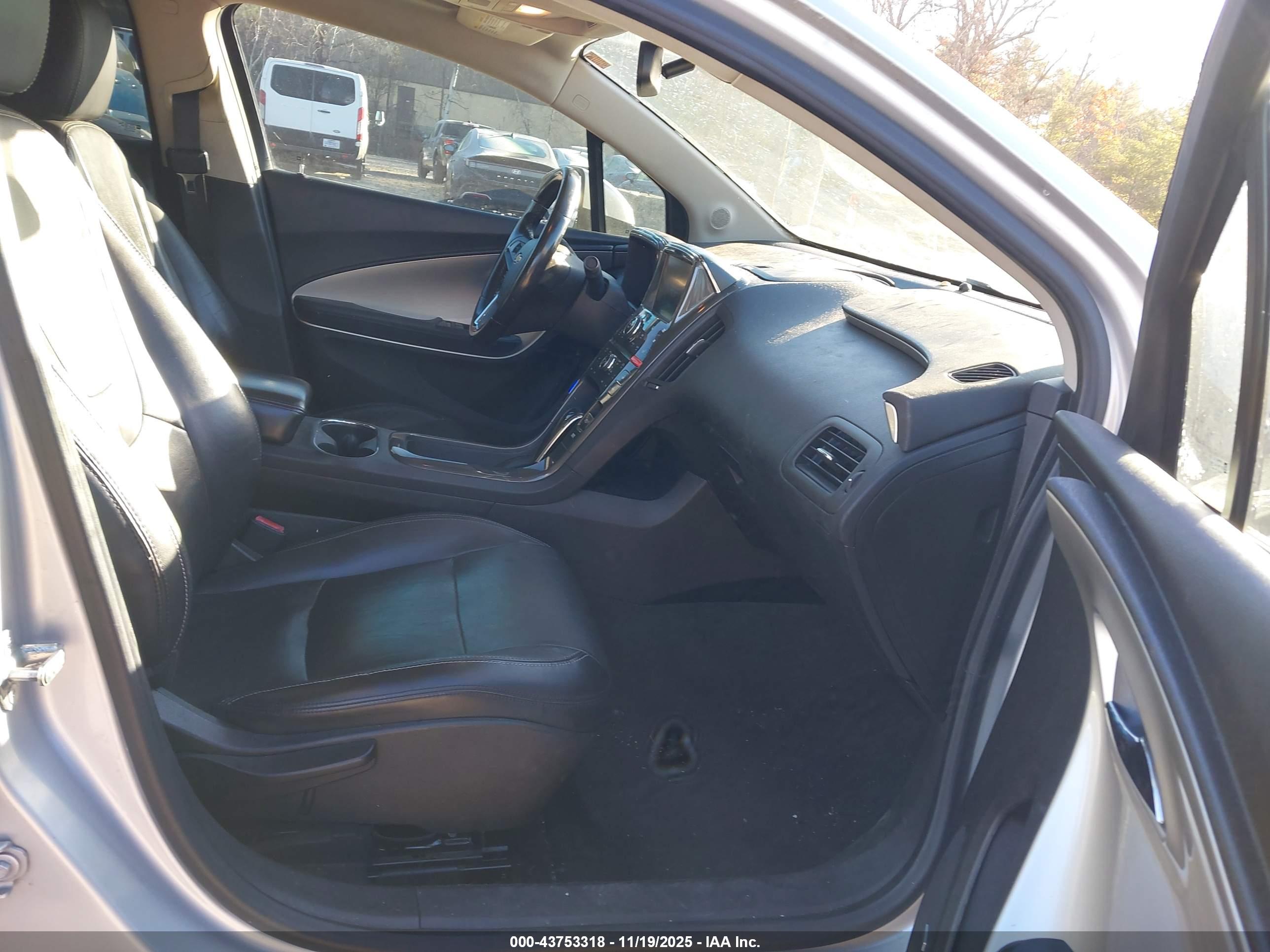 CHEVROLET VOLT image 5