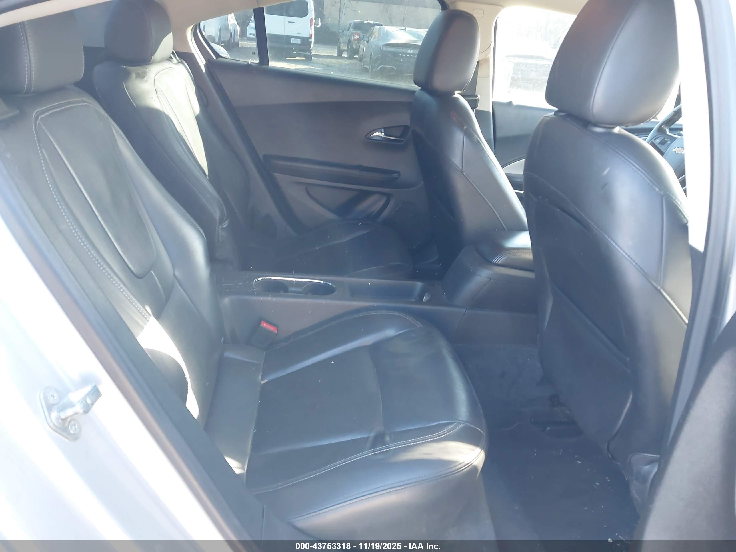 CHEVROLET VOLT image 8