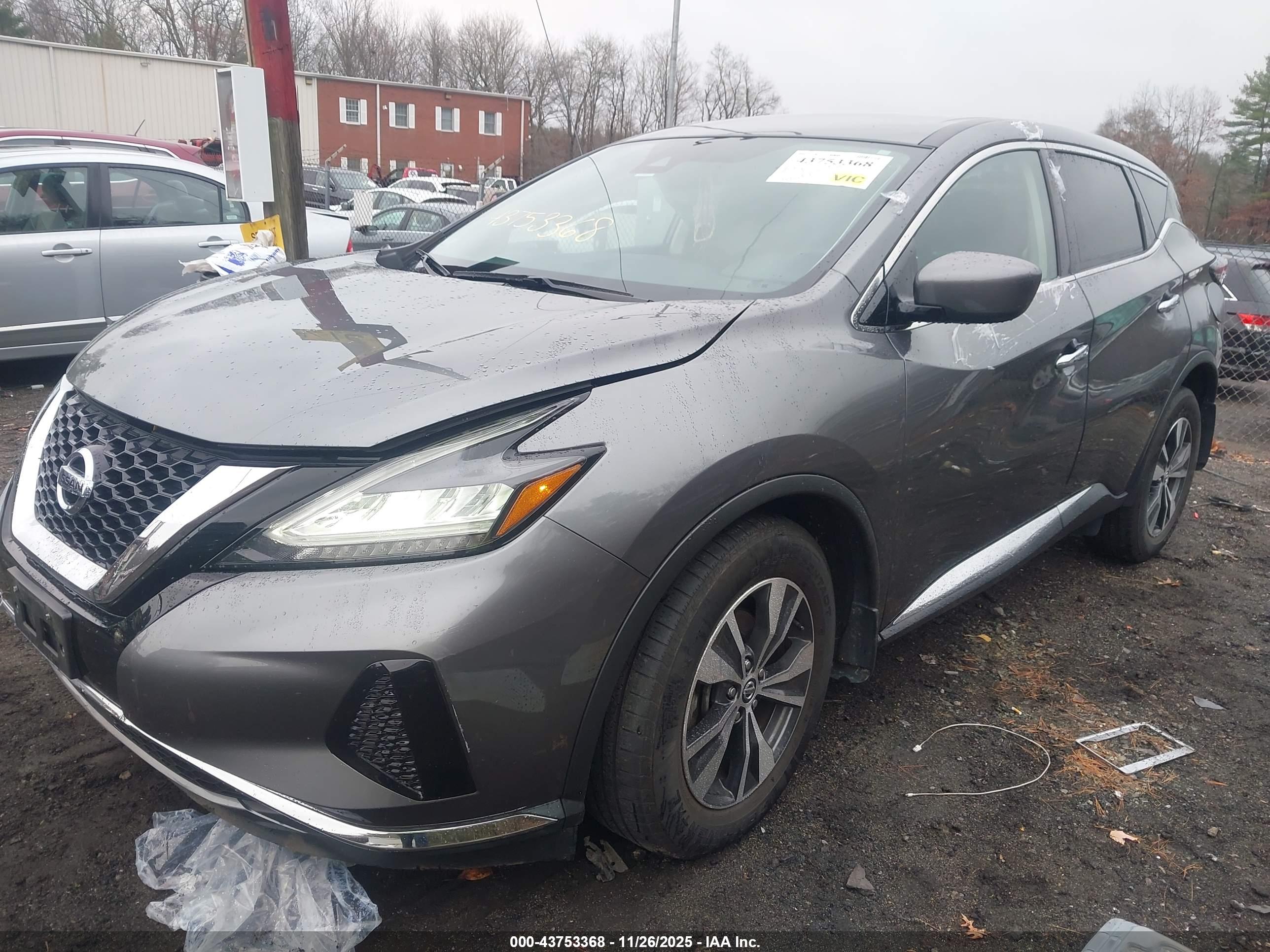 NISSAN MURANO image 2