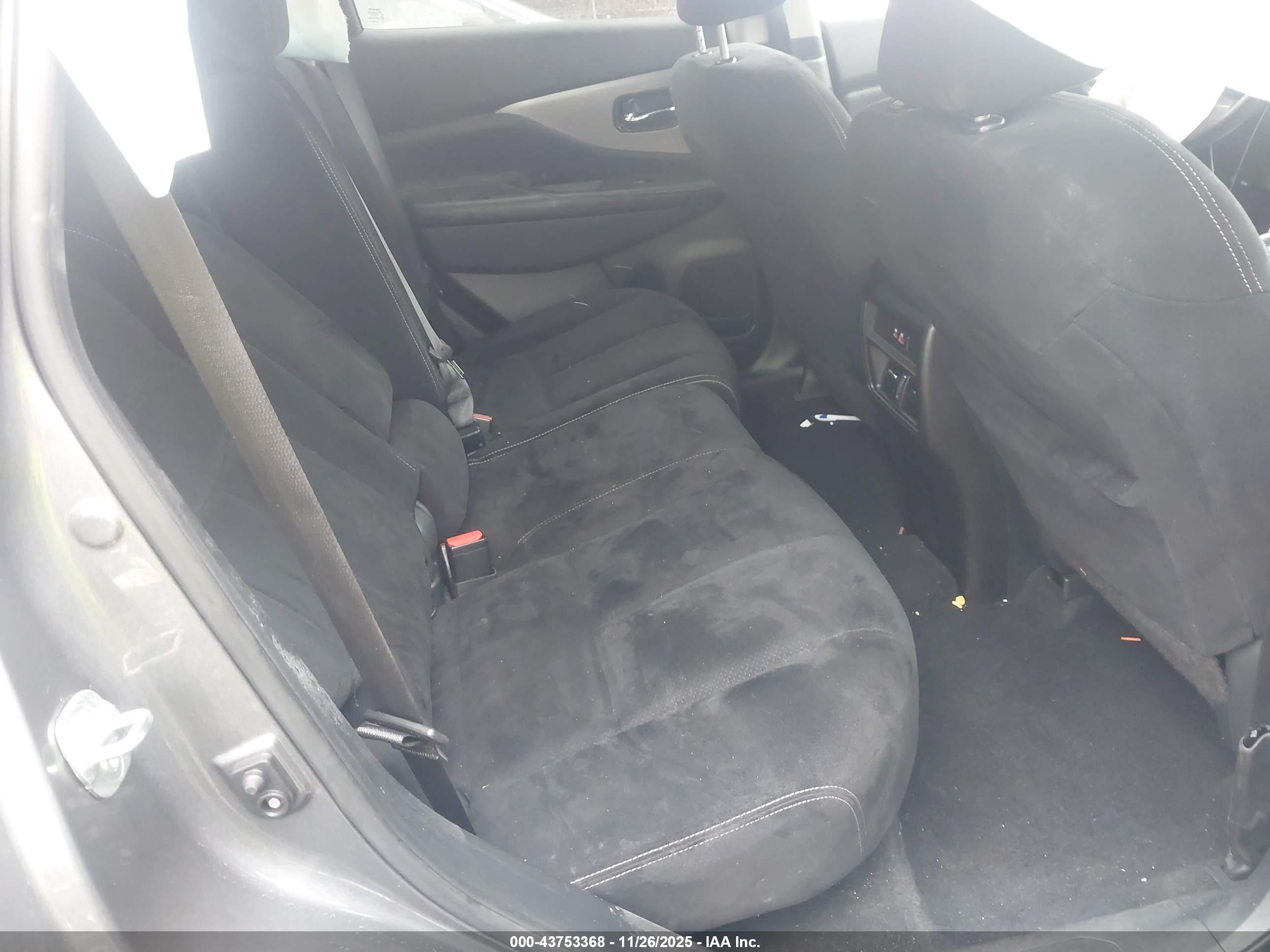NISSAN MURANO image 8