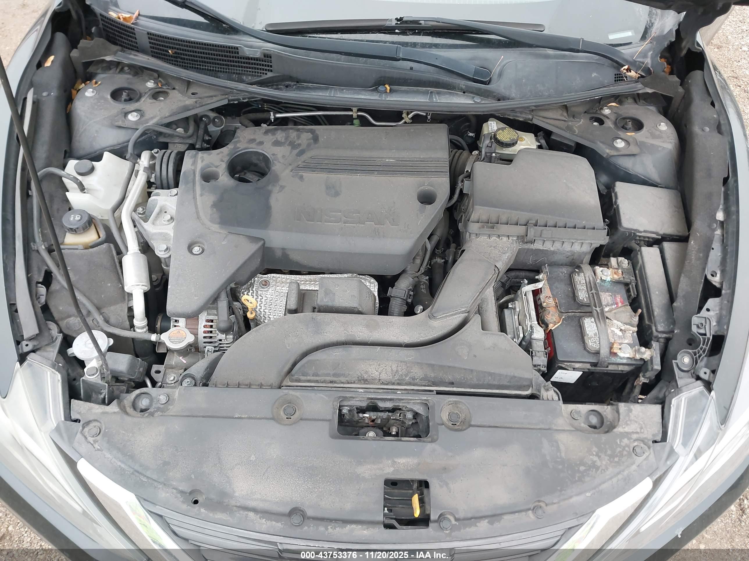 NISSAN ALTIMA image 10