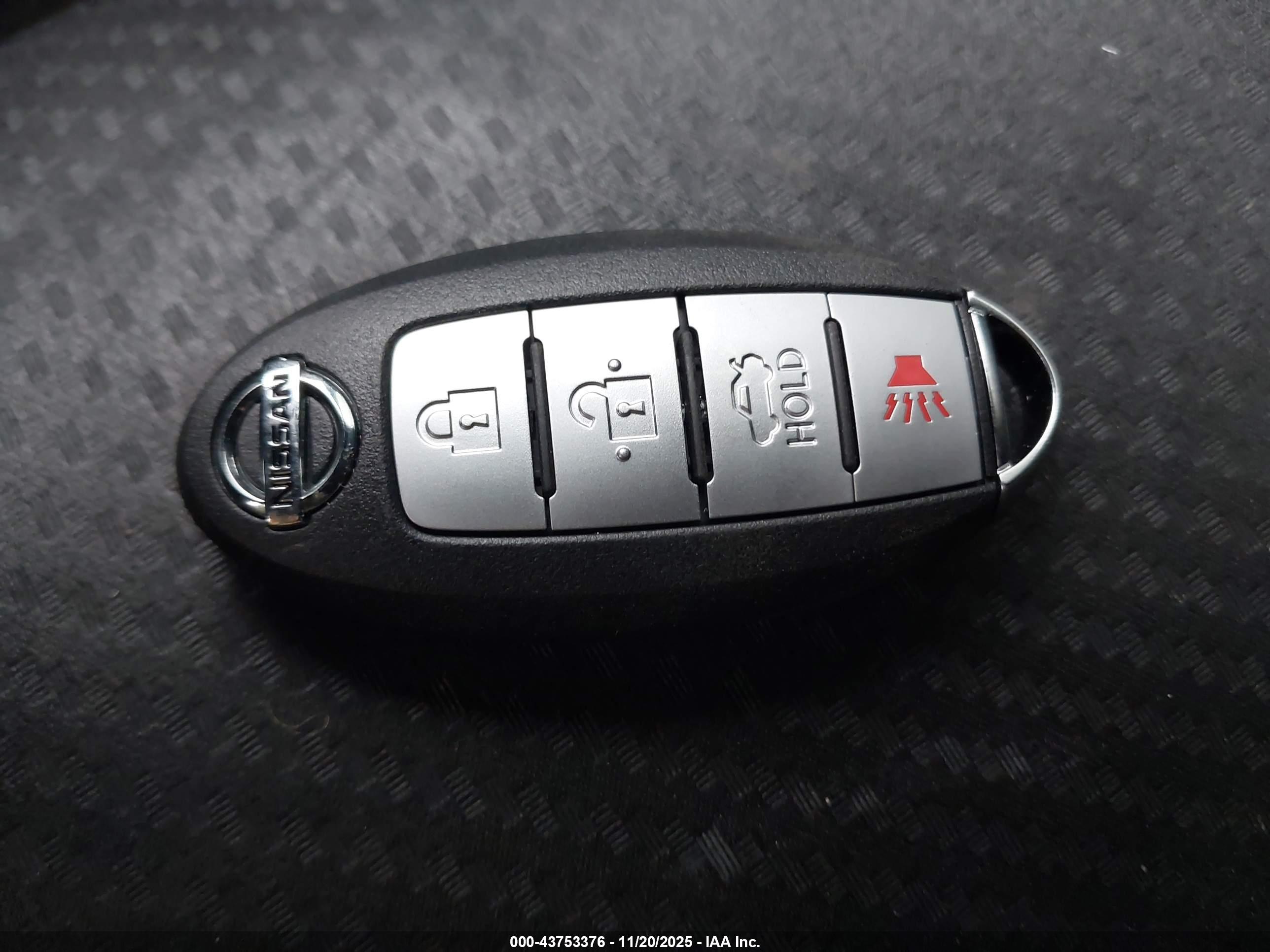 NISSAN ALTIMA image 11