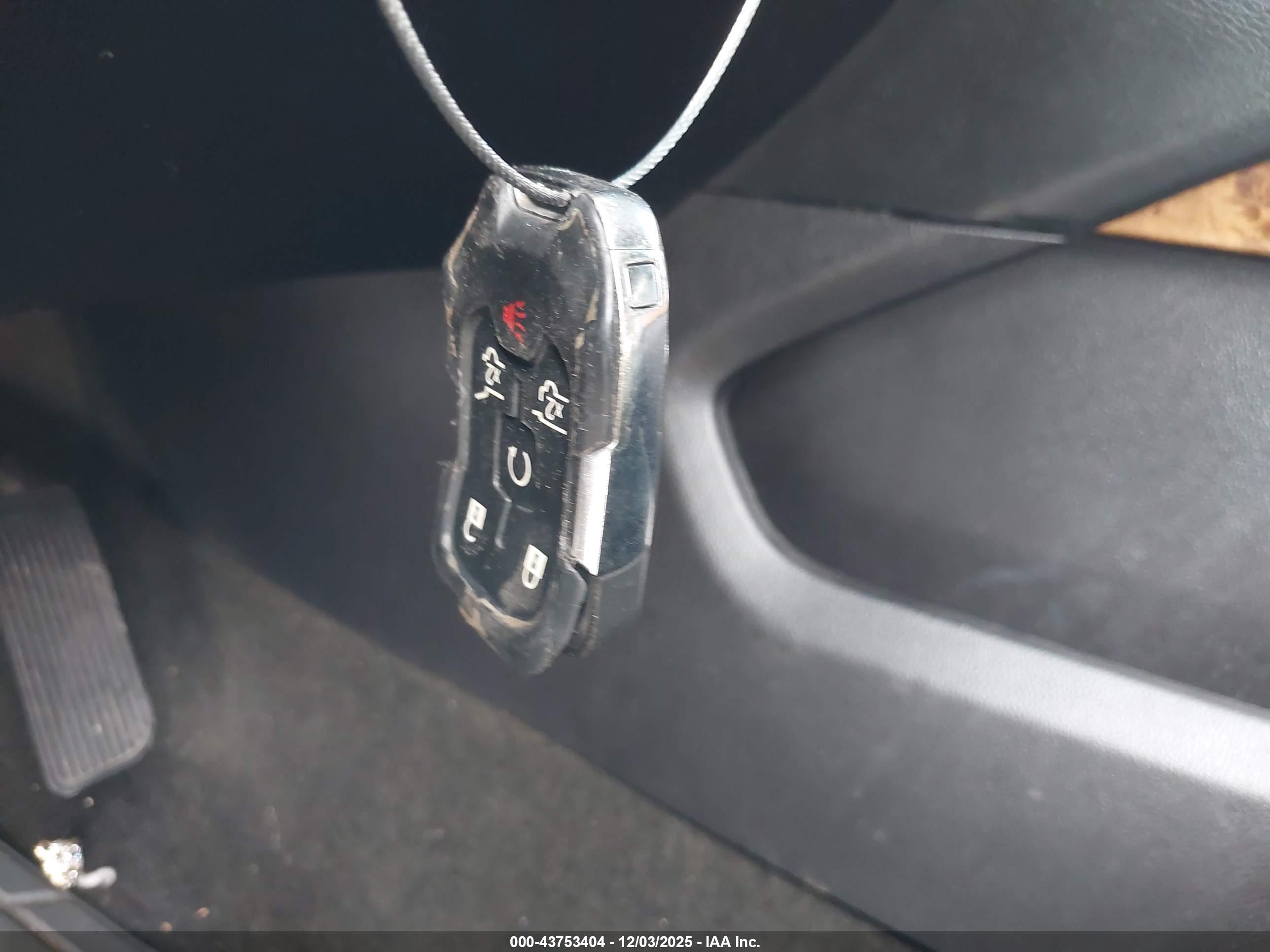 GMC YUKON image 11