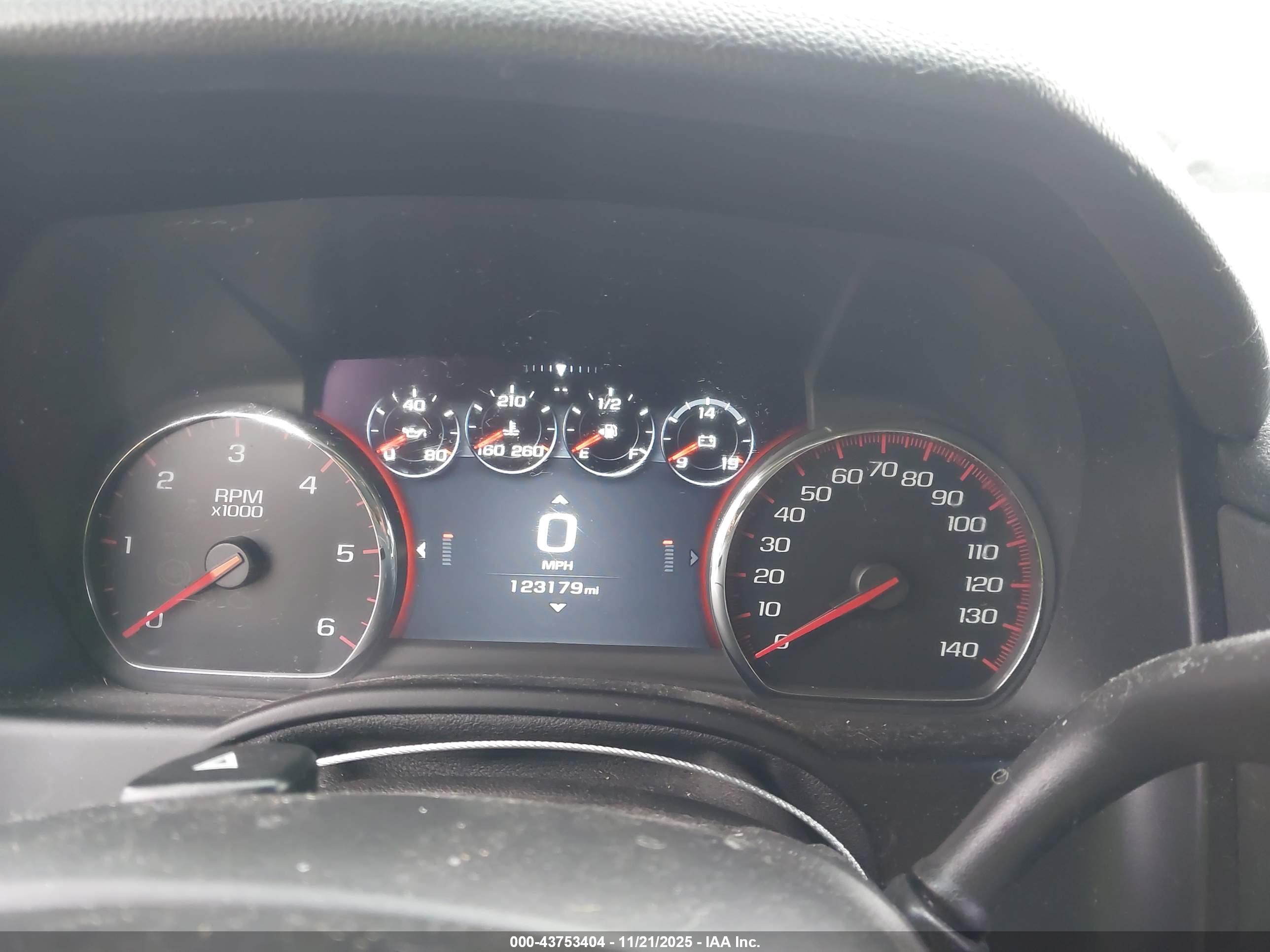 GMC YUKON image 7