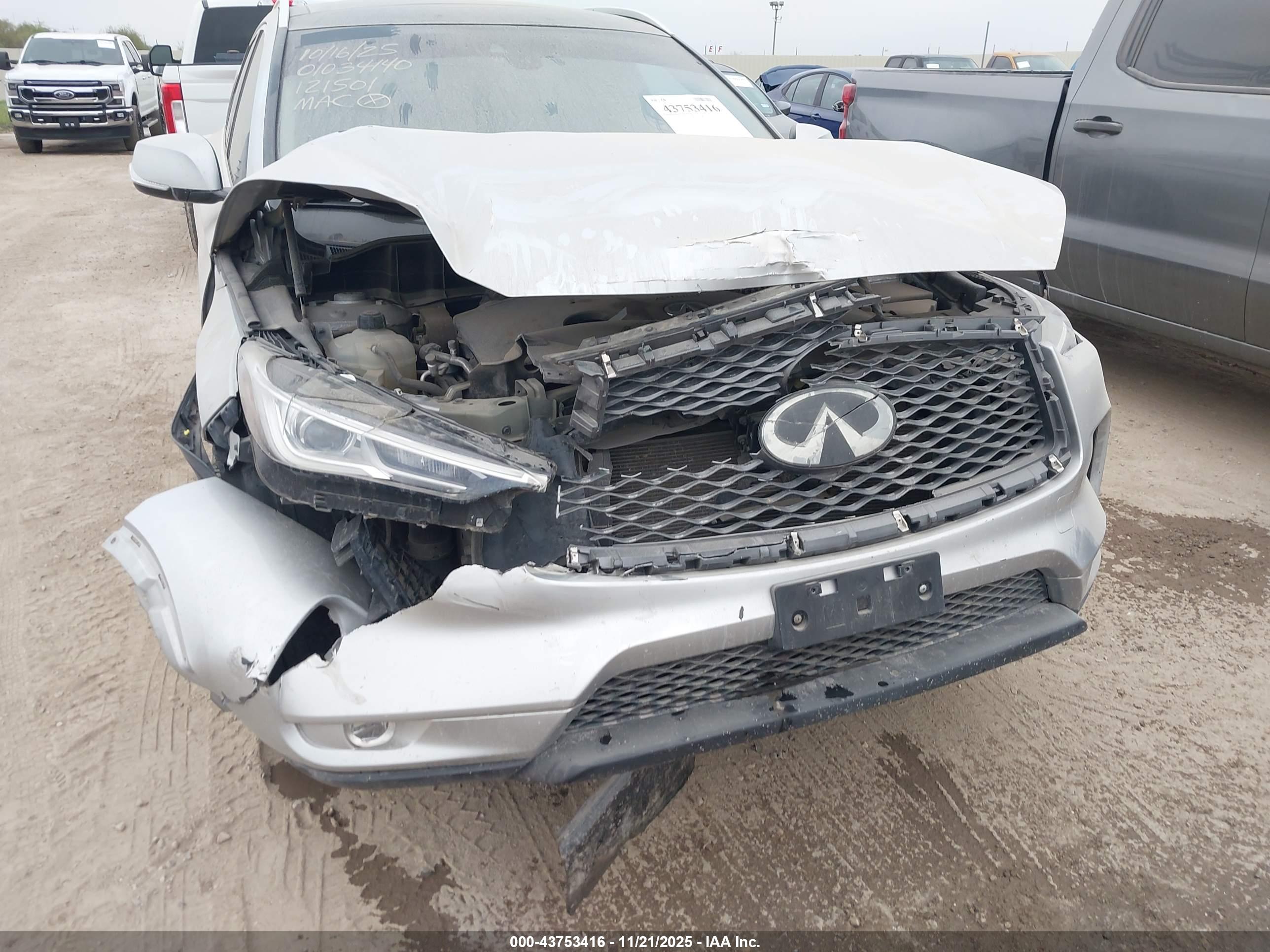 INFINITI QX50 image 6