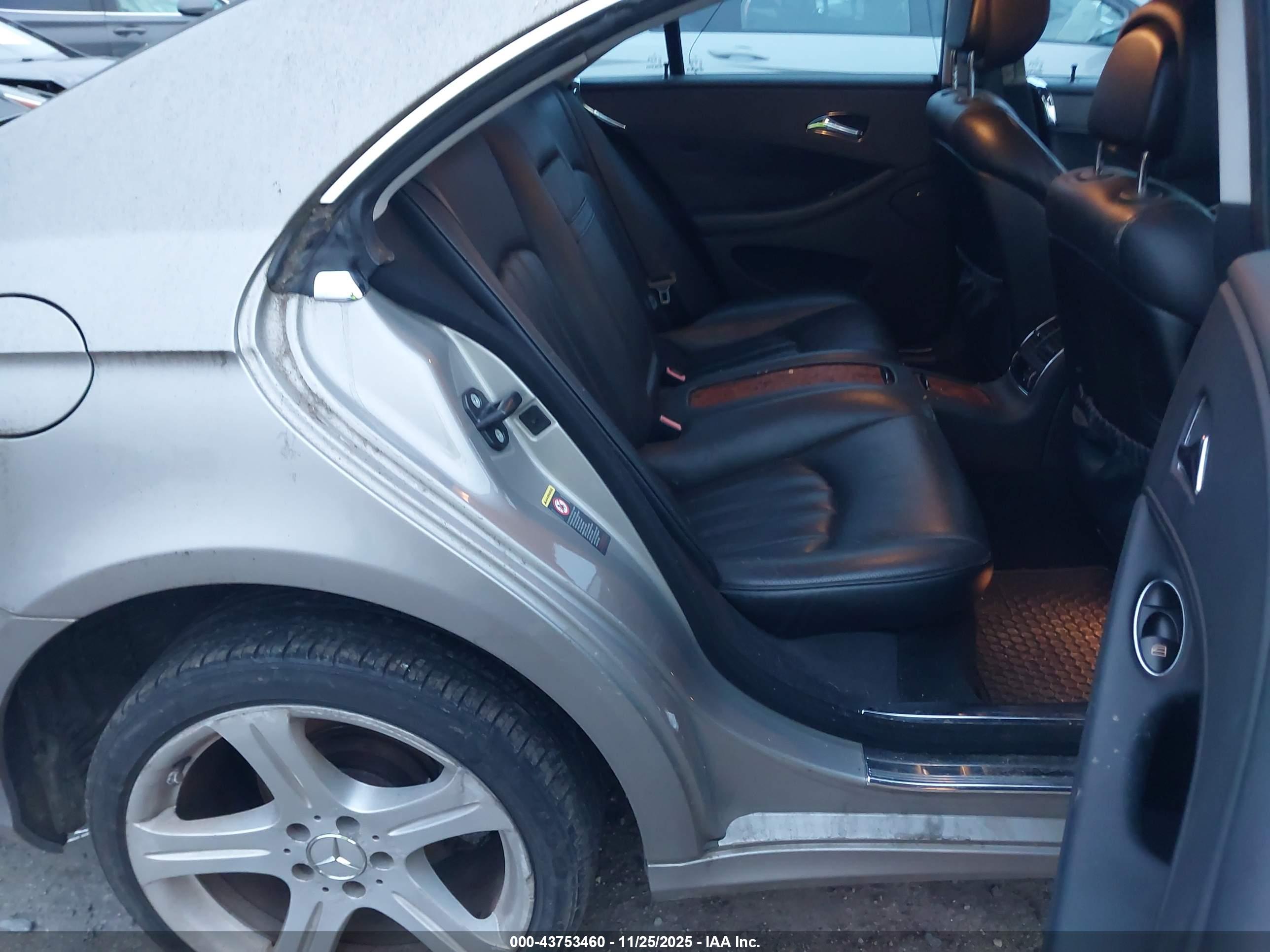 MERCEDES-BENZ CLS image 8