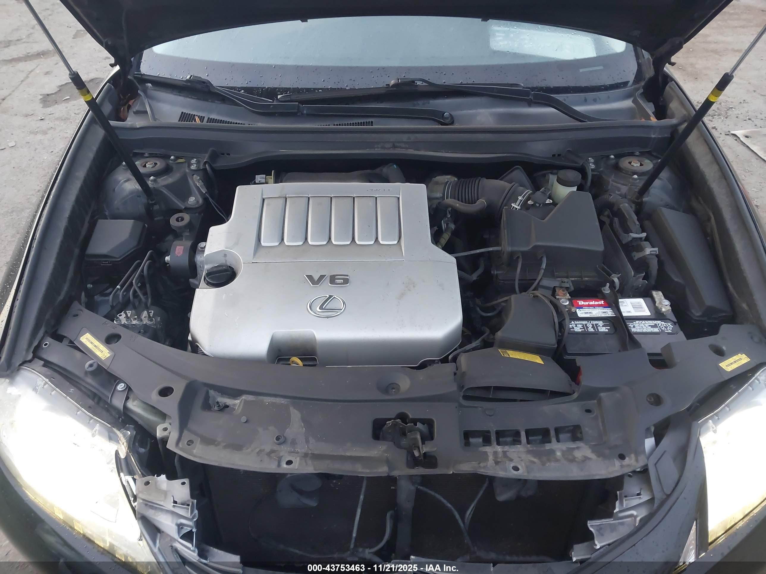 LEXUS ES image 10