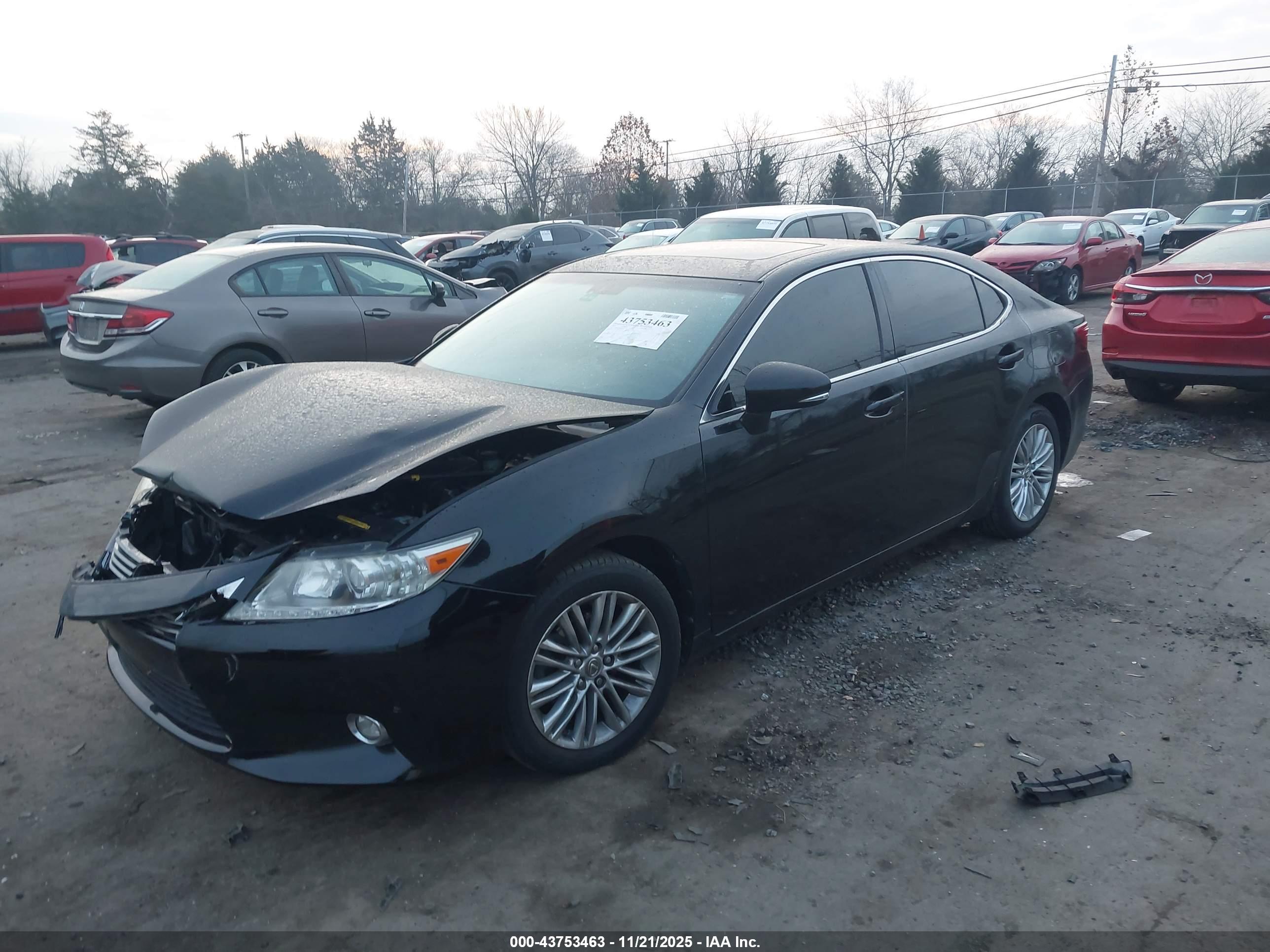 LEXUS ES image 2