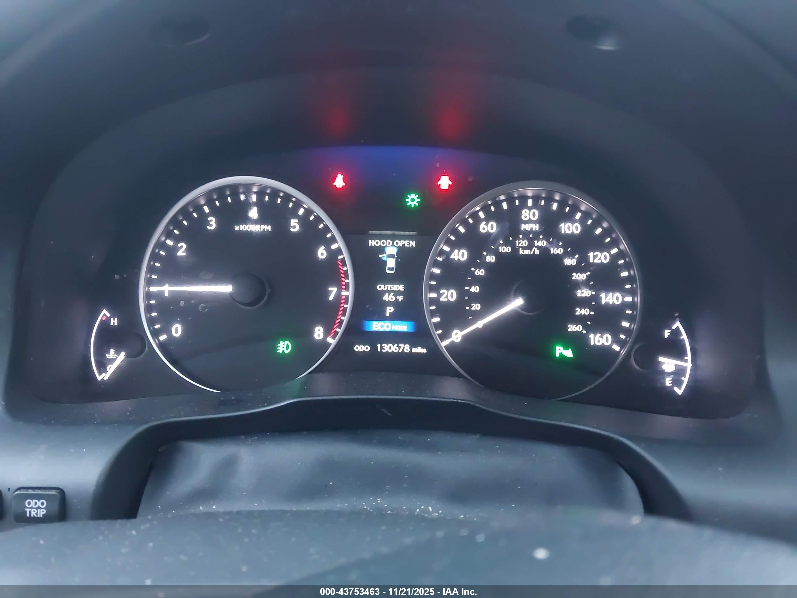 LEXUS ES image 7