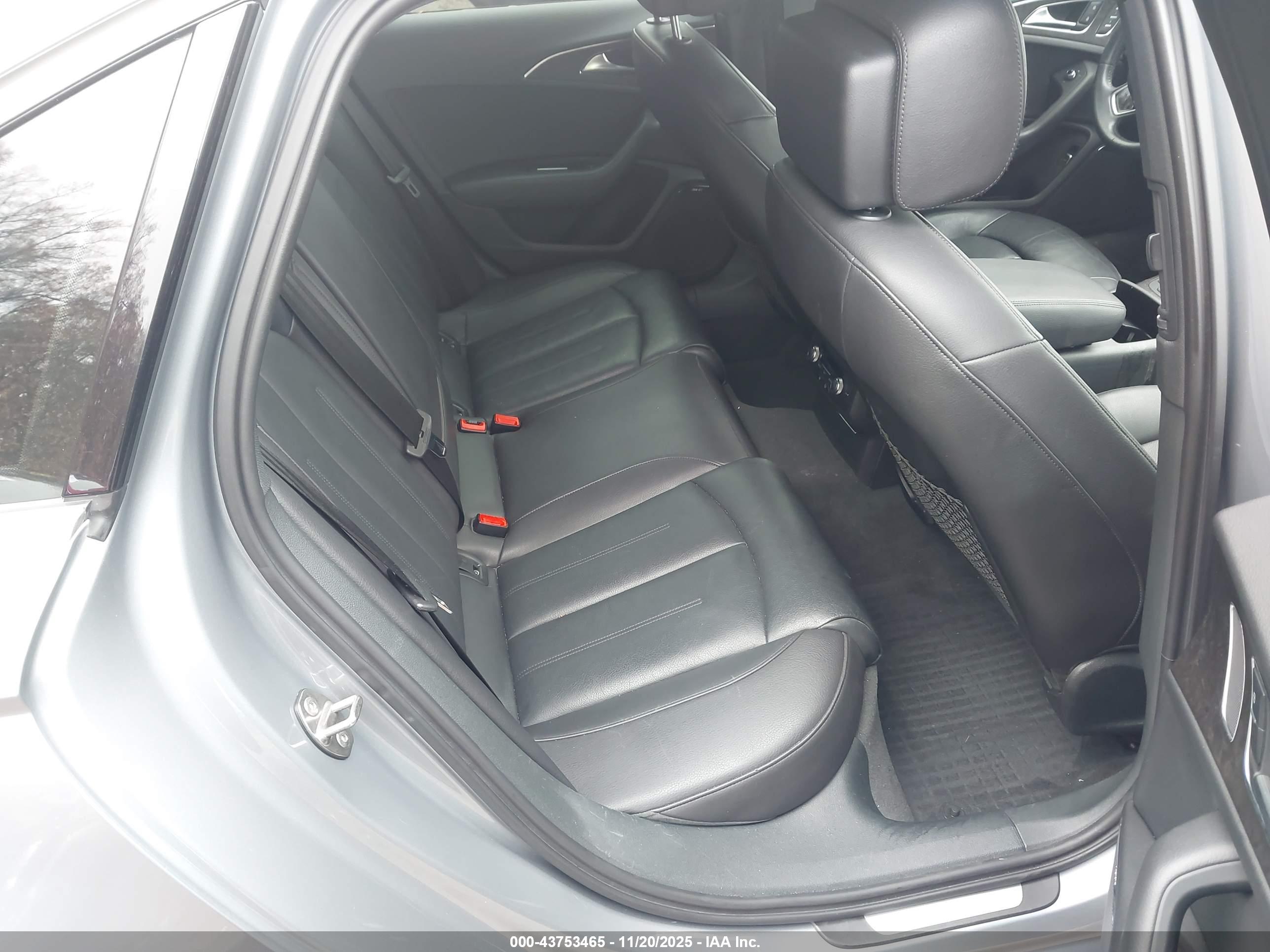 AUDI A6 image 8